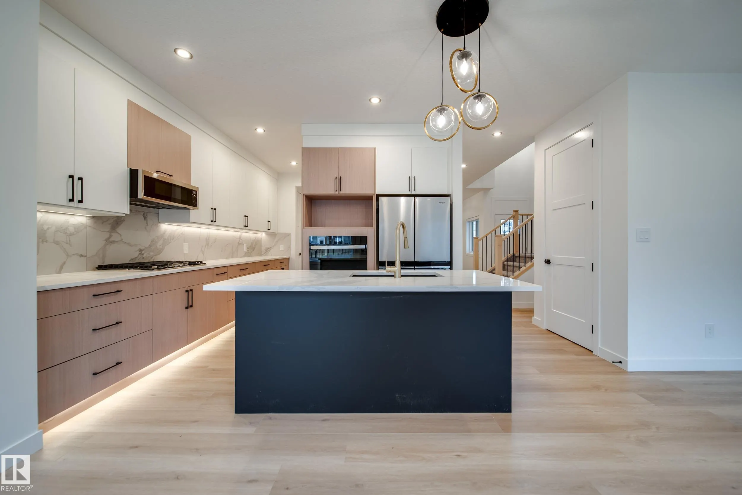 4 BLACKBIRD Bend