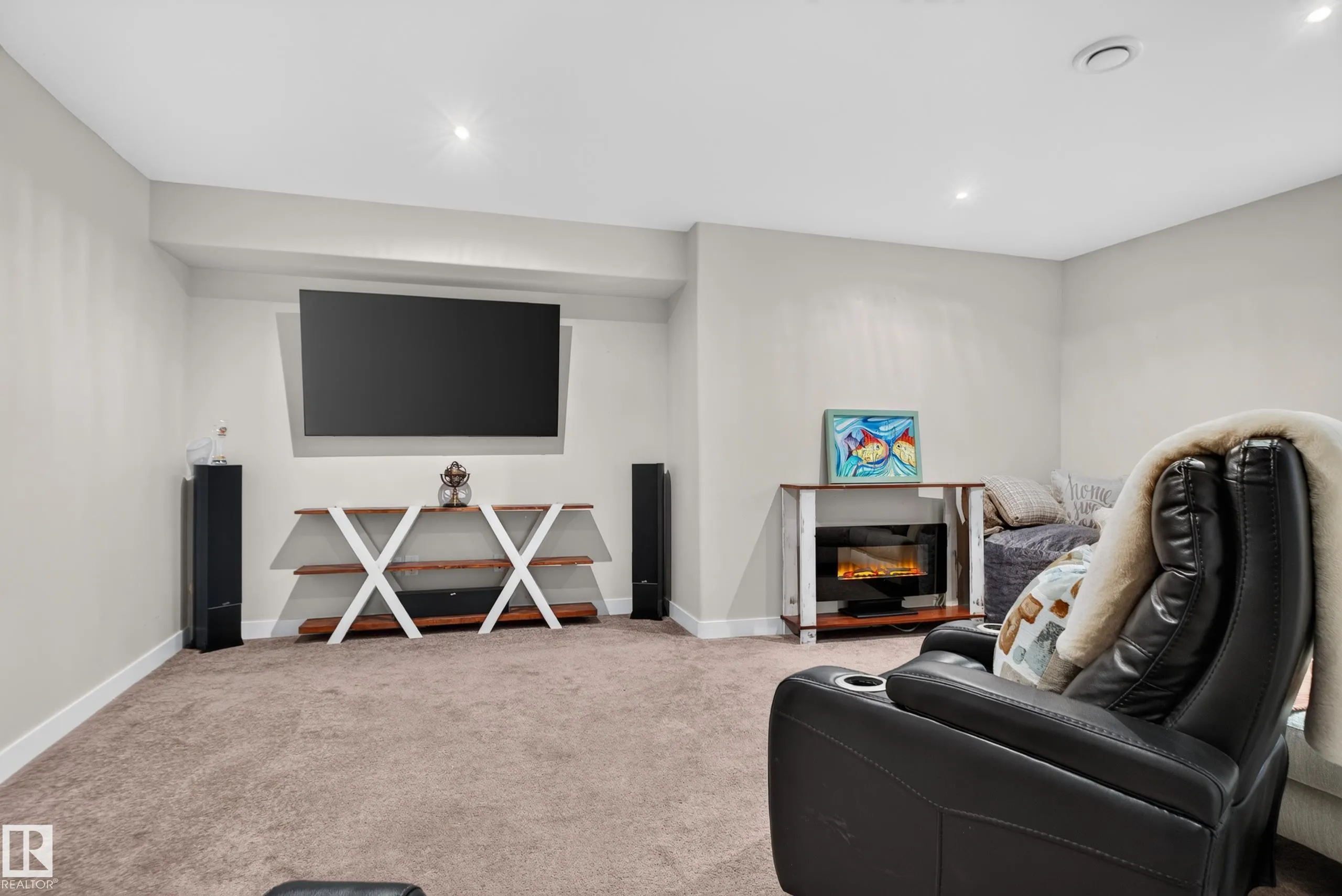 112 RICHMOND Link