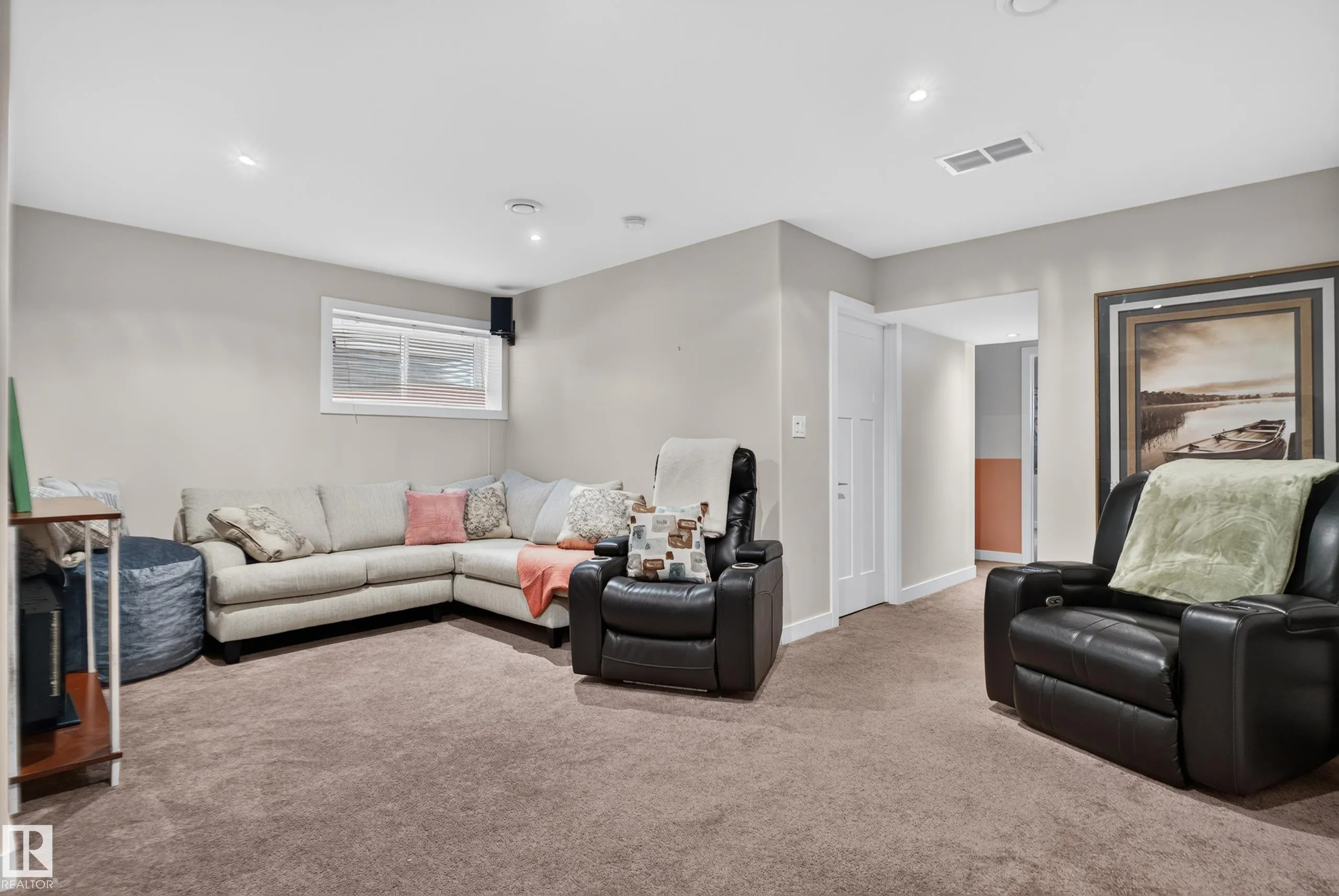 112 RICHMOND Link