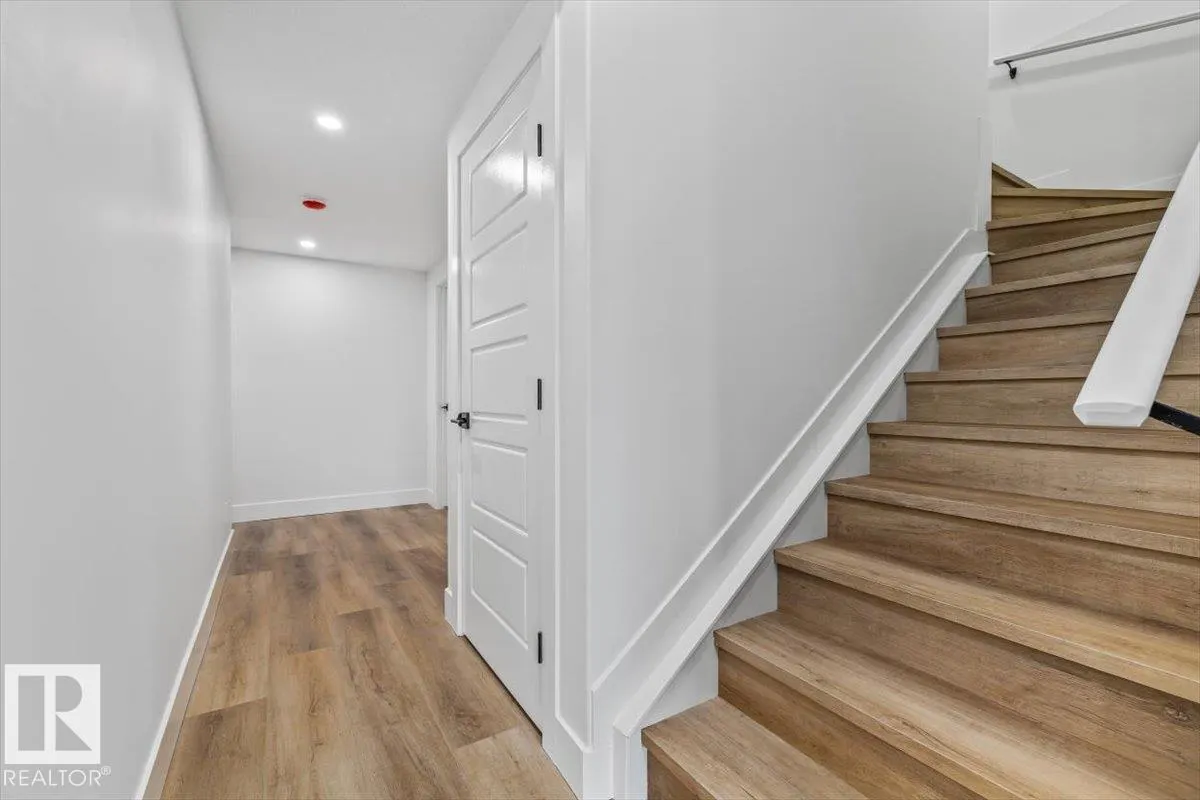 67 MEADOWGROVE Lane