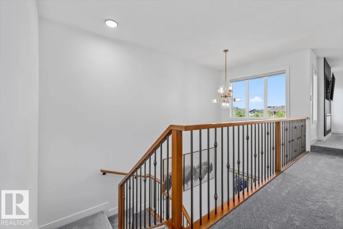 67 MEADOWGROVE Lane