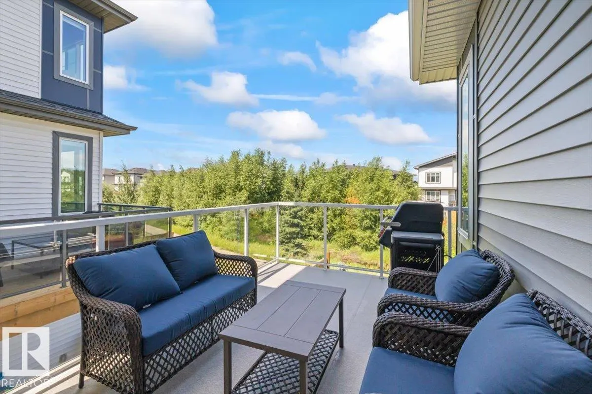 67 MEADOWGROVE Lane