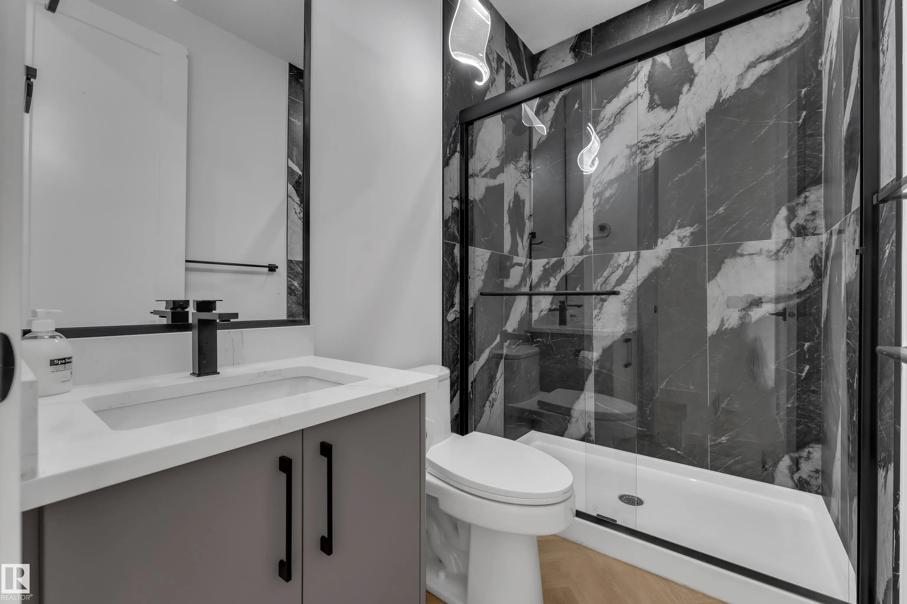 204 Linden Loop