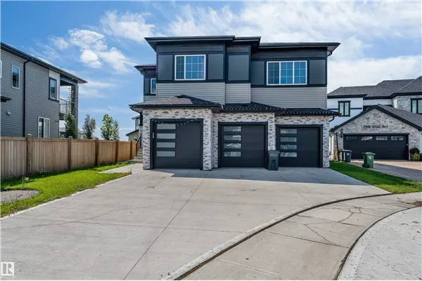5904 SOLEIL Bay