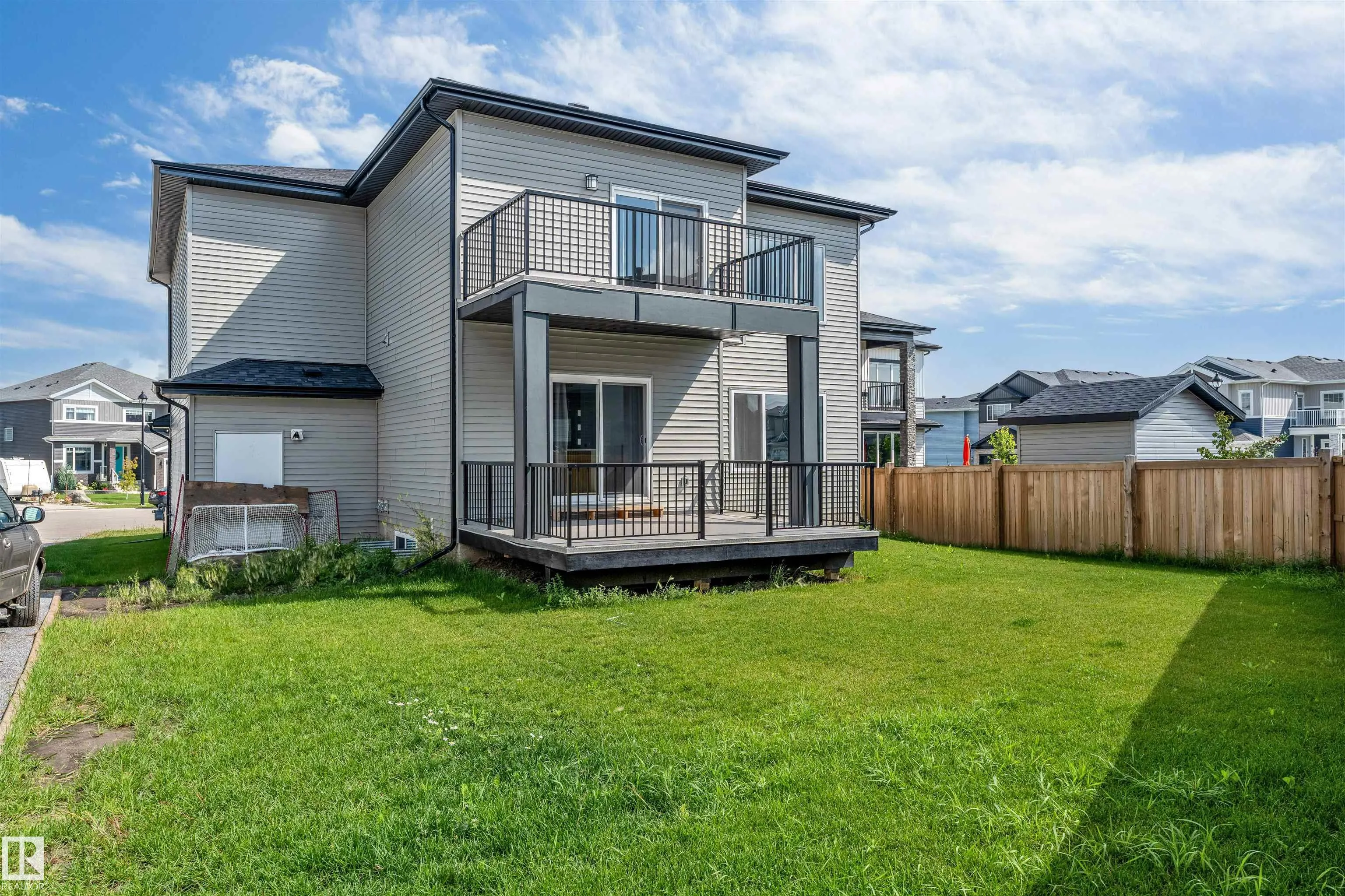 5904 SOLEIL Bay