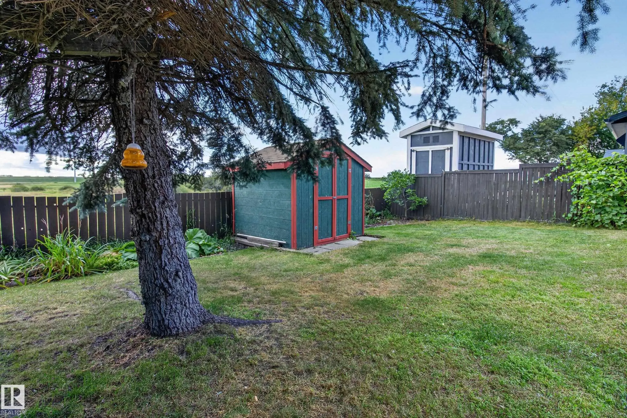 1042 PARKER Drive