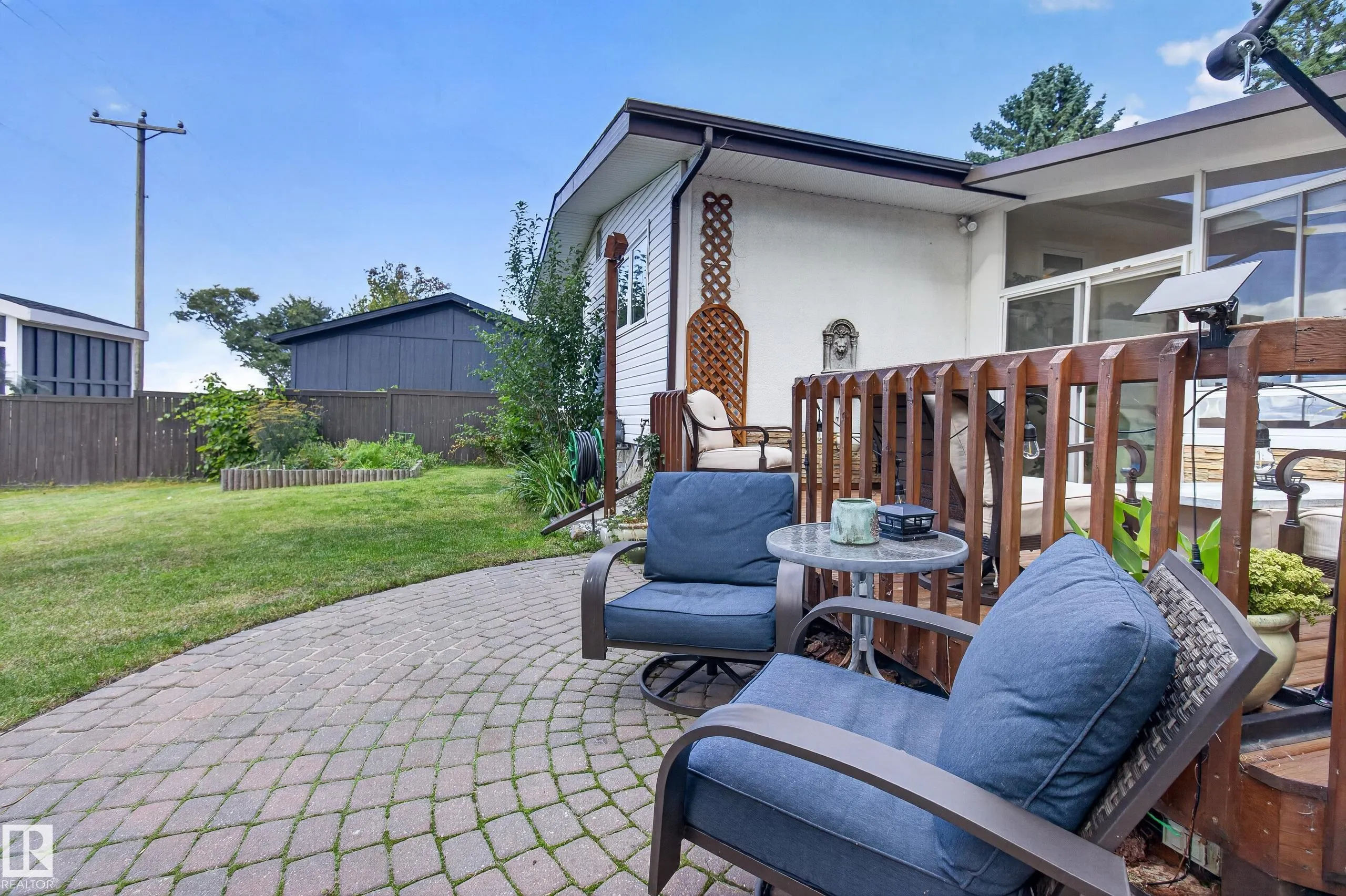 1042 PARKER Drive