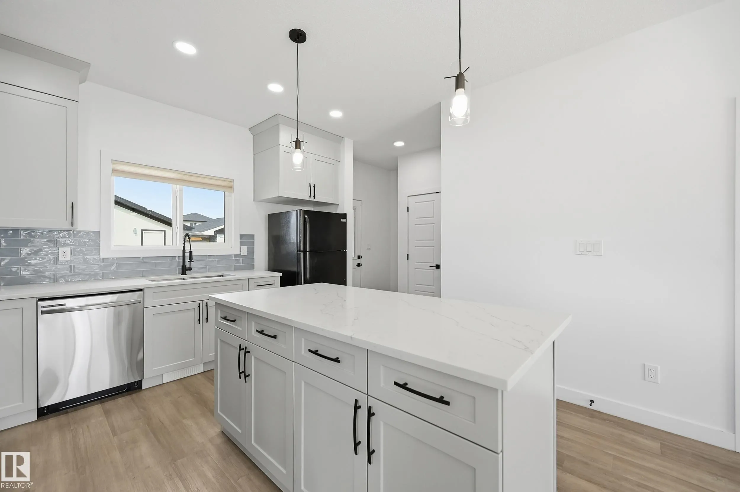 110 Kidd Crescent