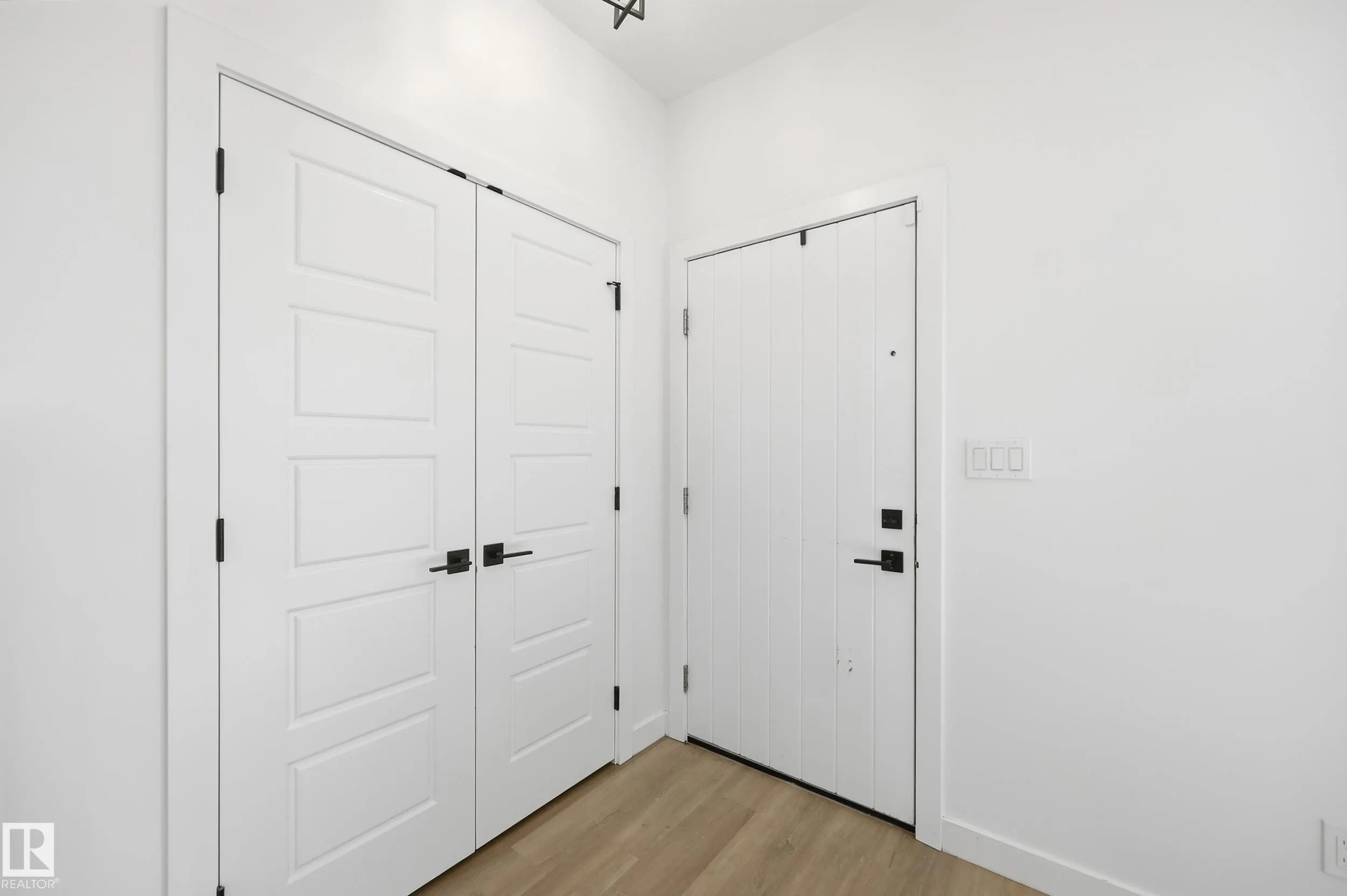 110 Kidd Crescent