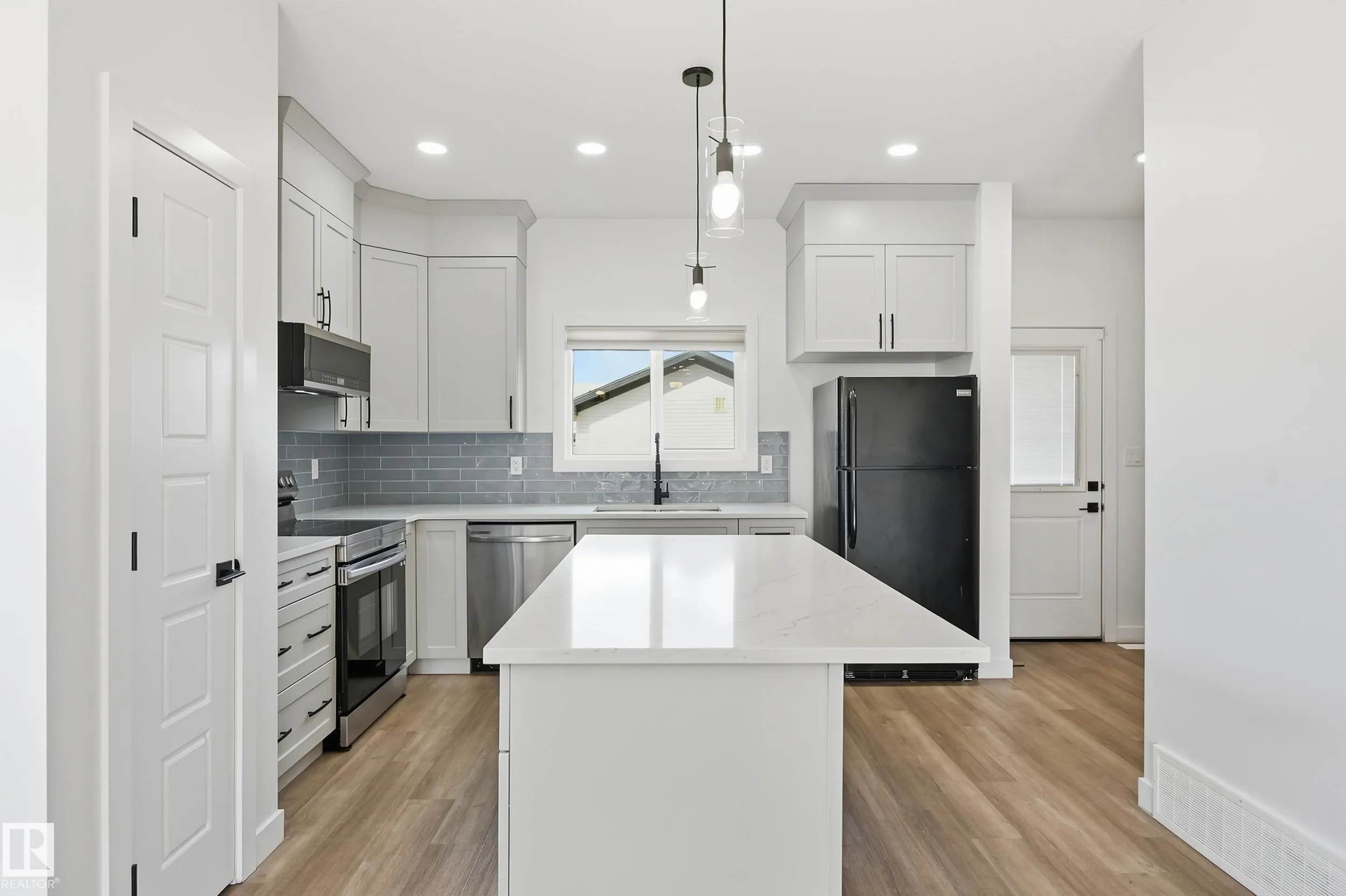 110 Kidd Crescent