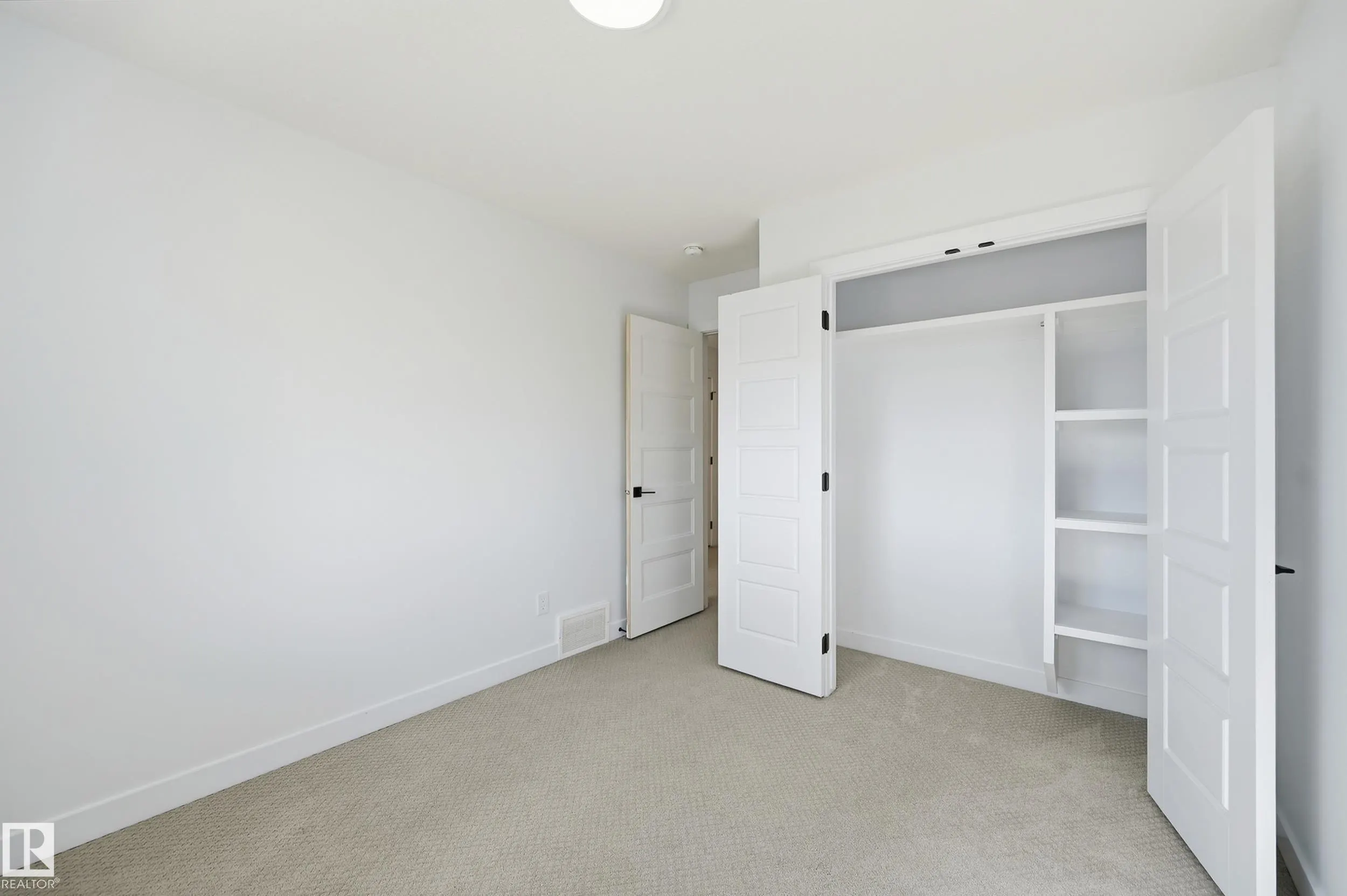 110 Kidd Crescent