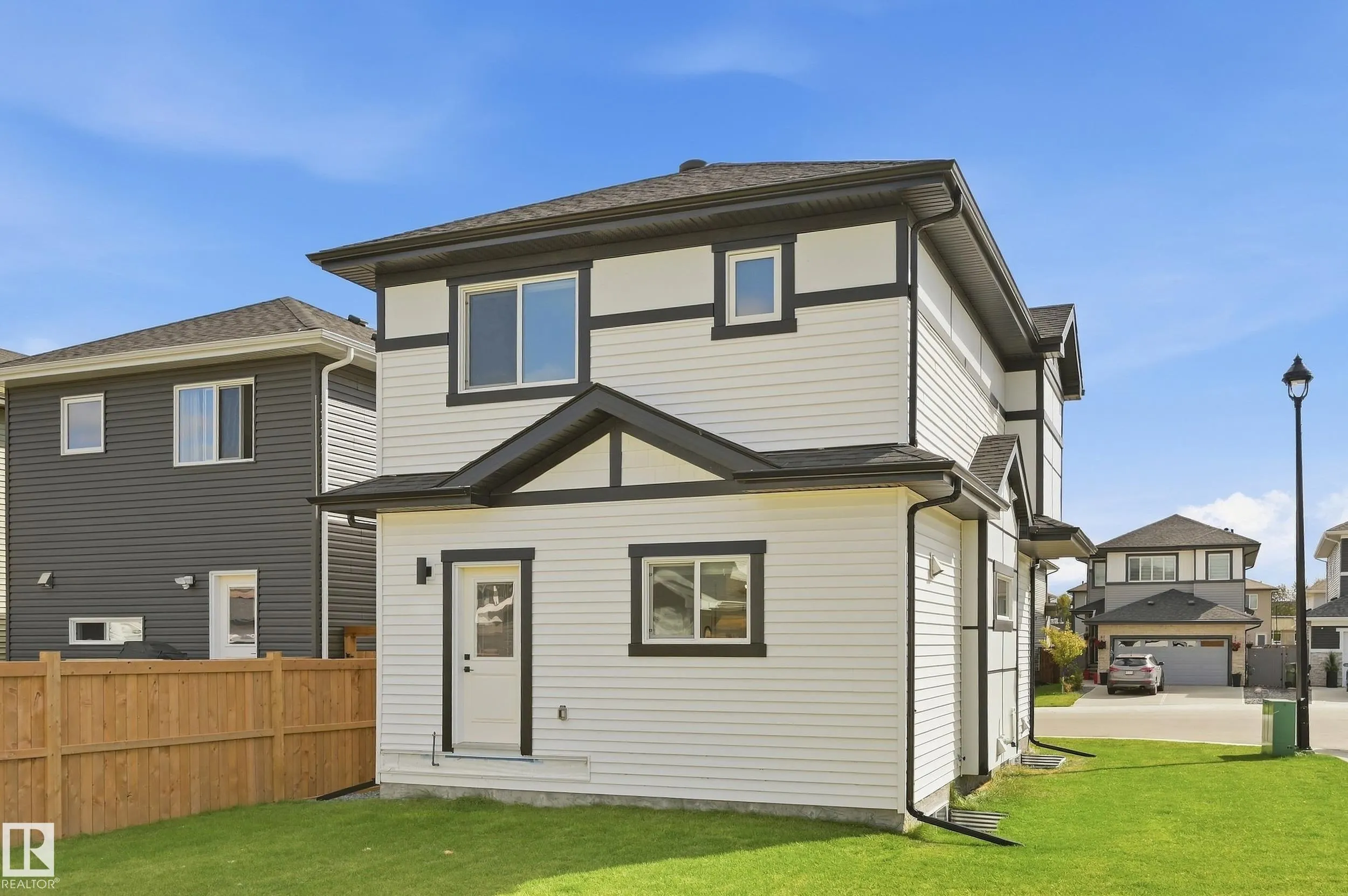 110 Kidd Crescent