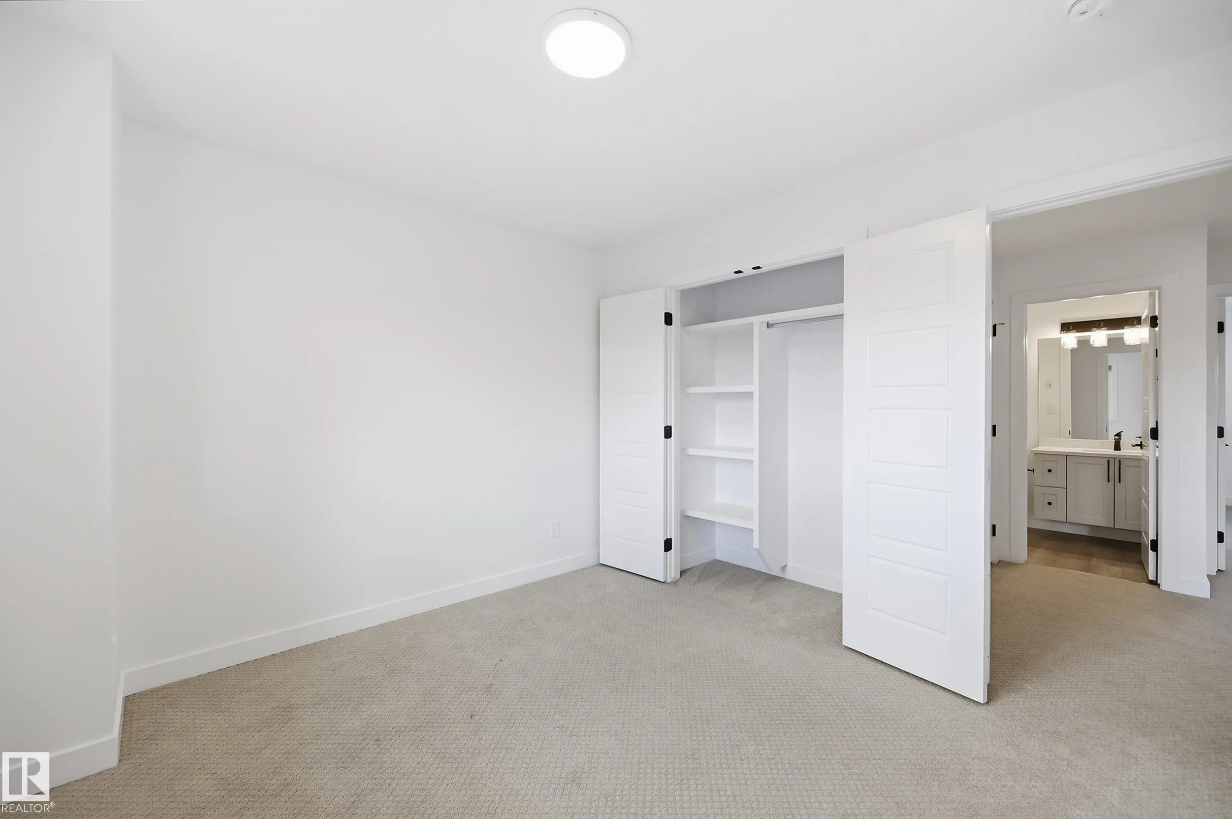 110 Kidd Crescent
