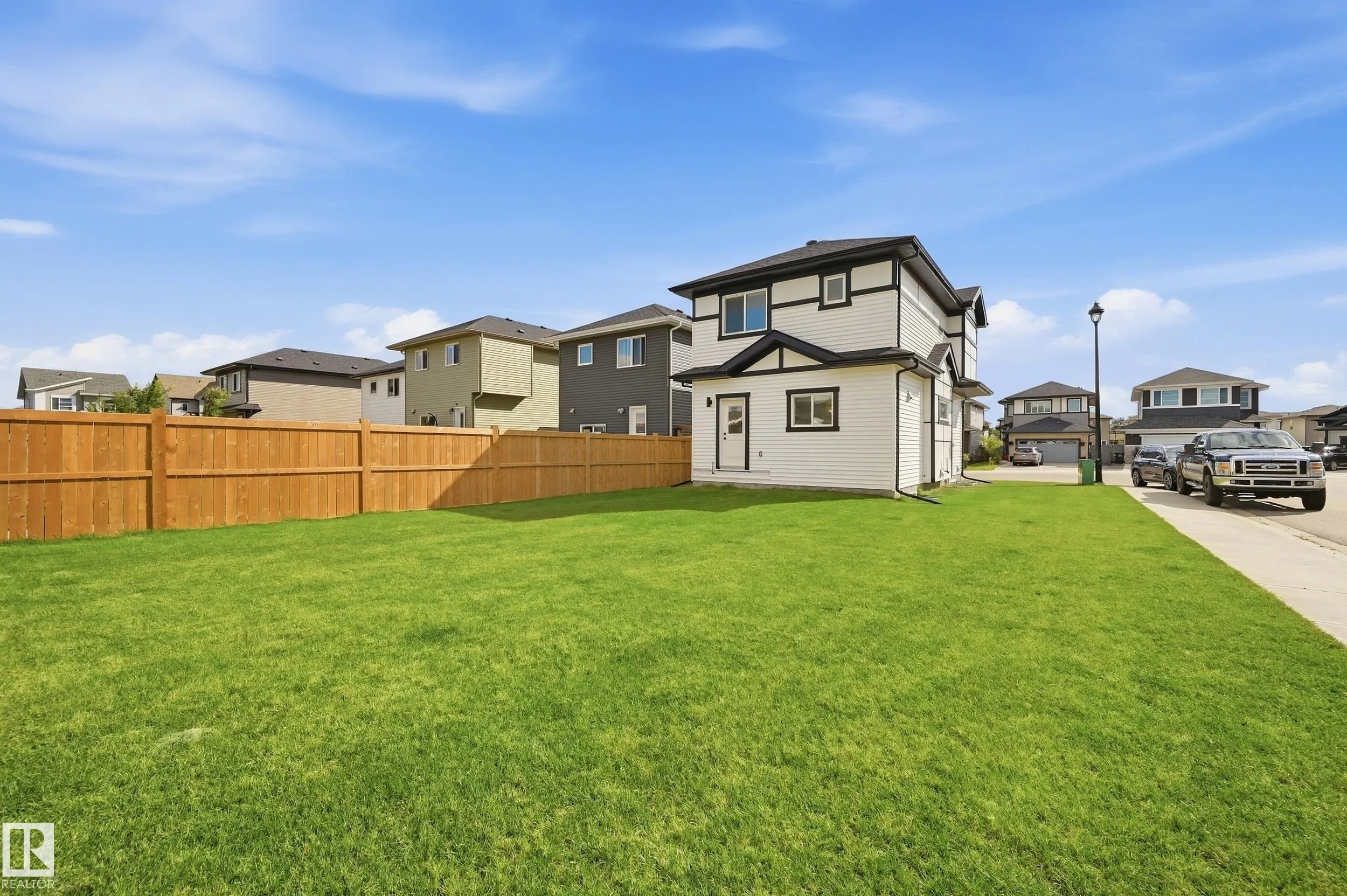 110 Kidd Crescent