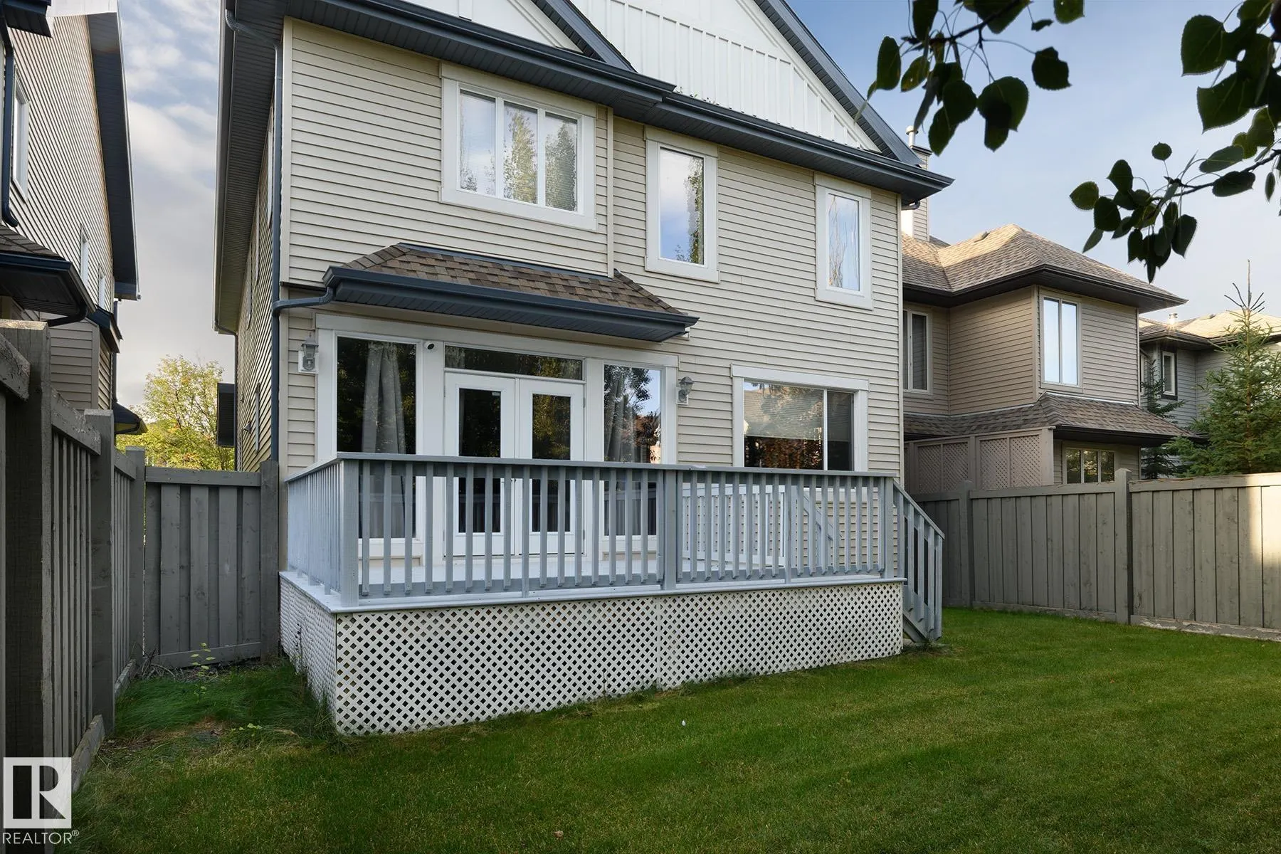 886 ARMITAGE Wynd