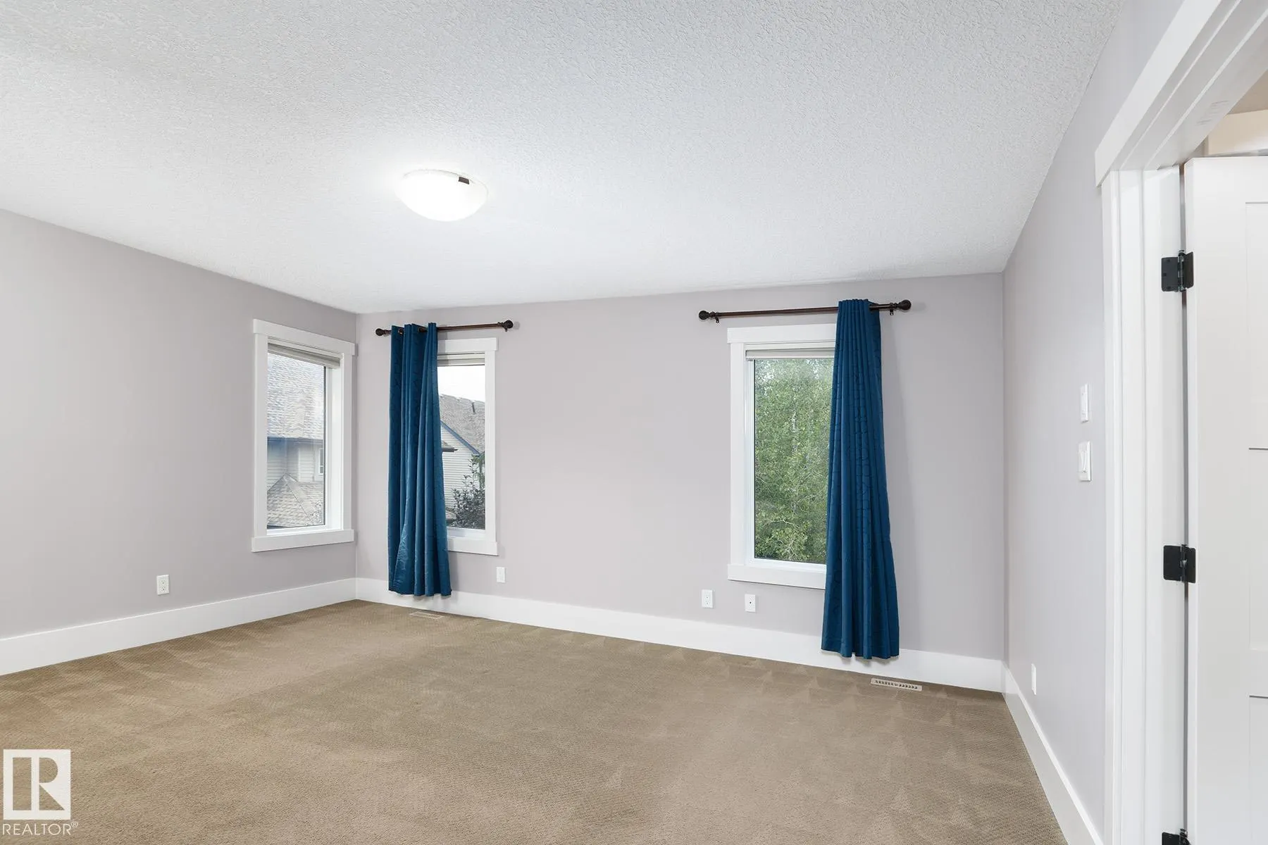 886 ARMITAGE Wynd