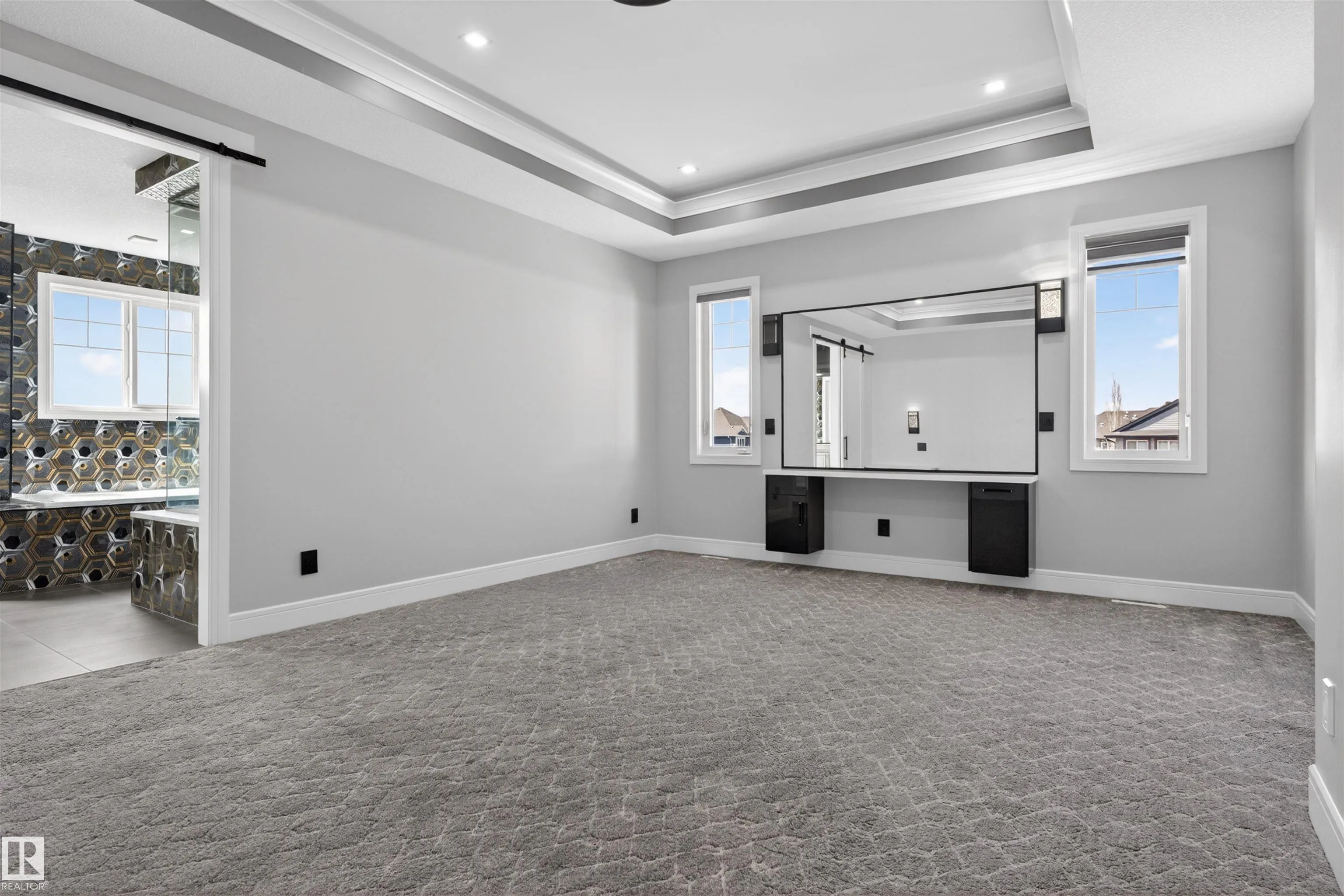 707 180 St SW
