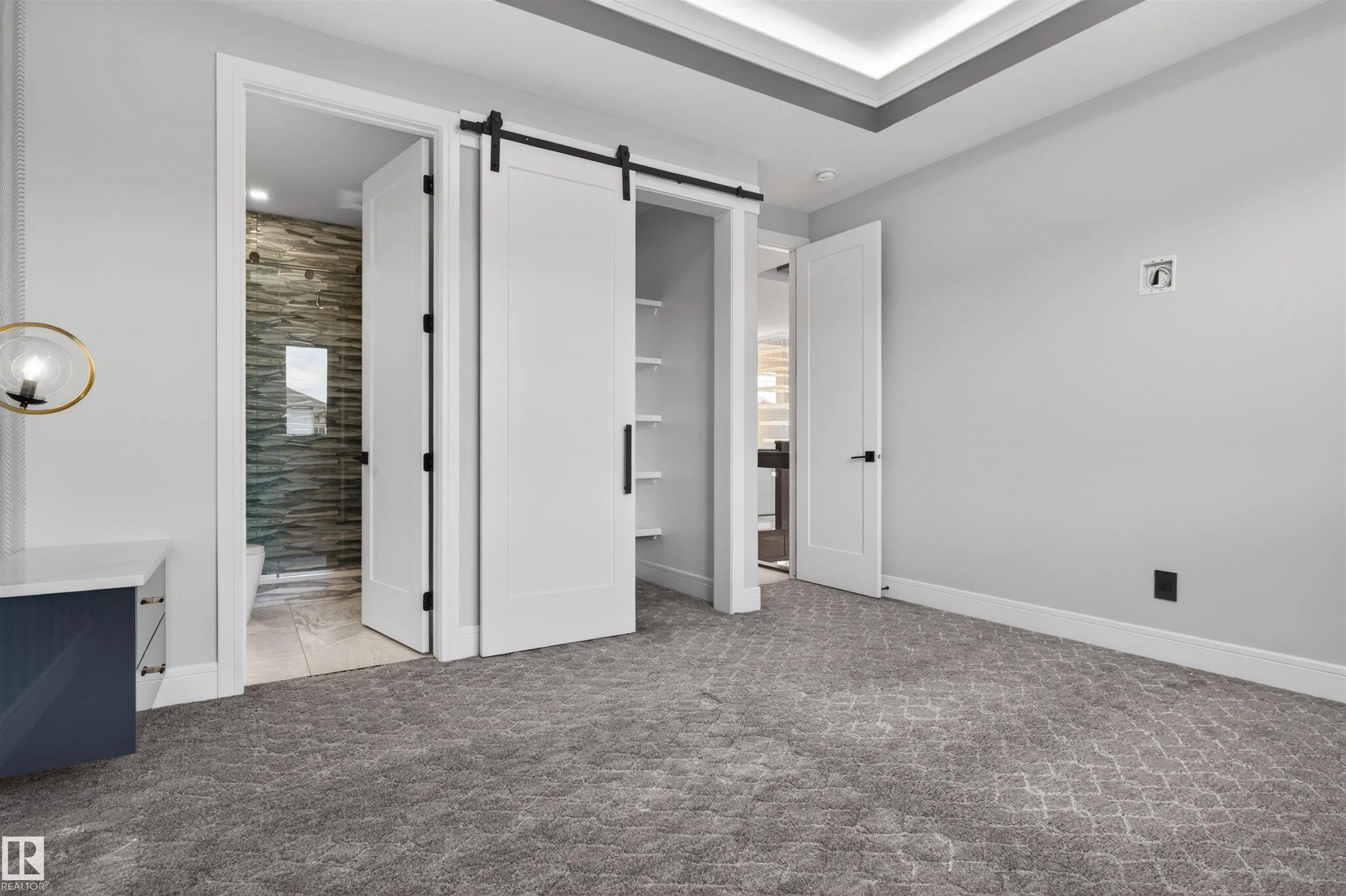 707 180 St SW