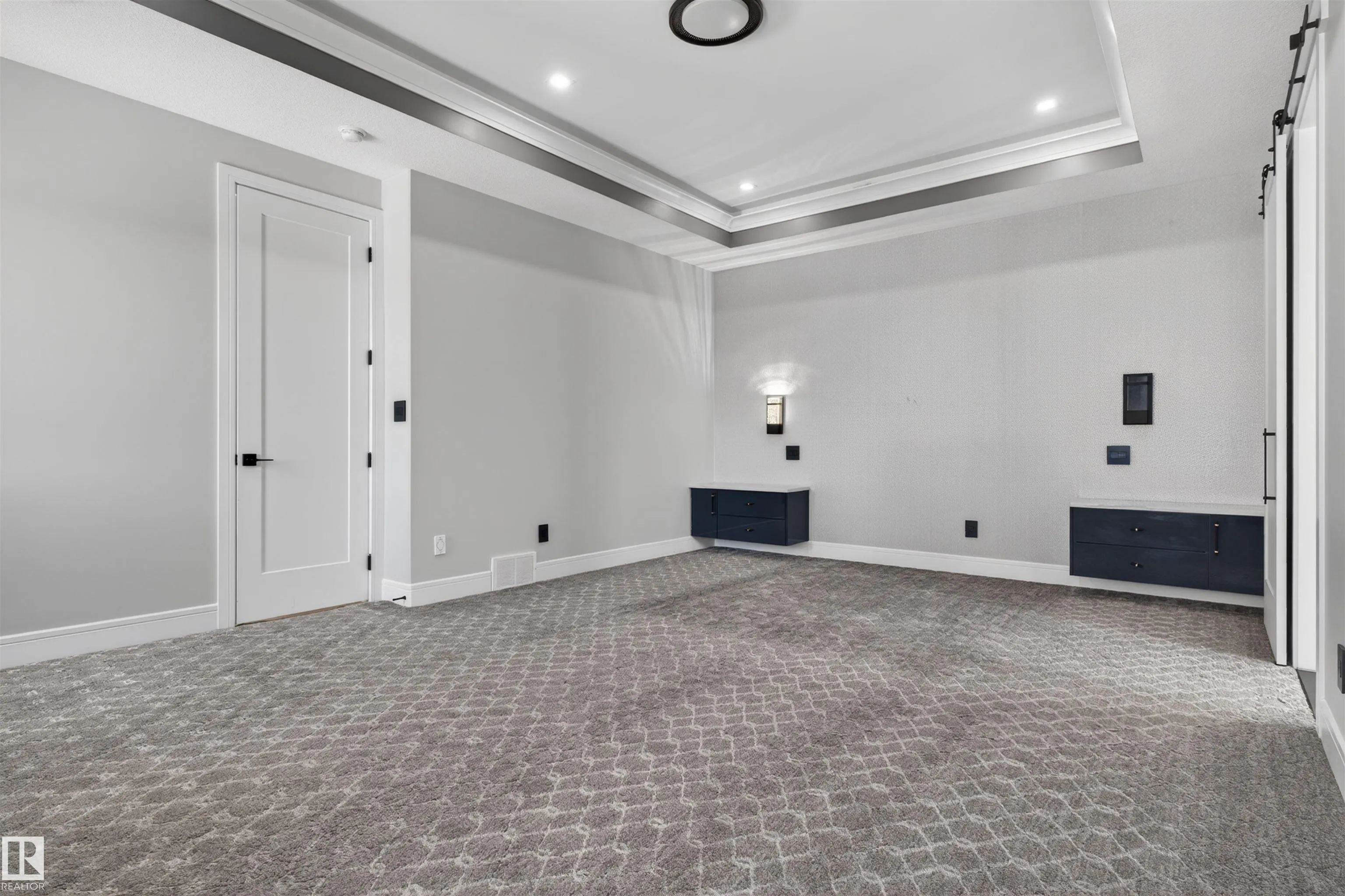 707 180 St SW