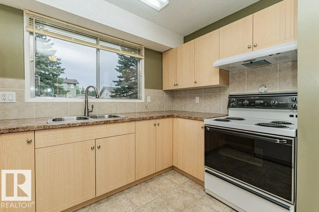 19 GOLDEN SPIKE Road