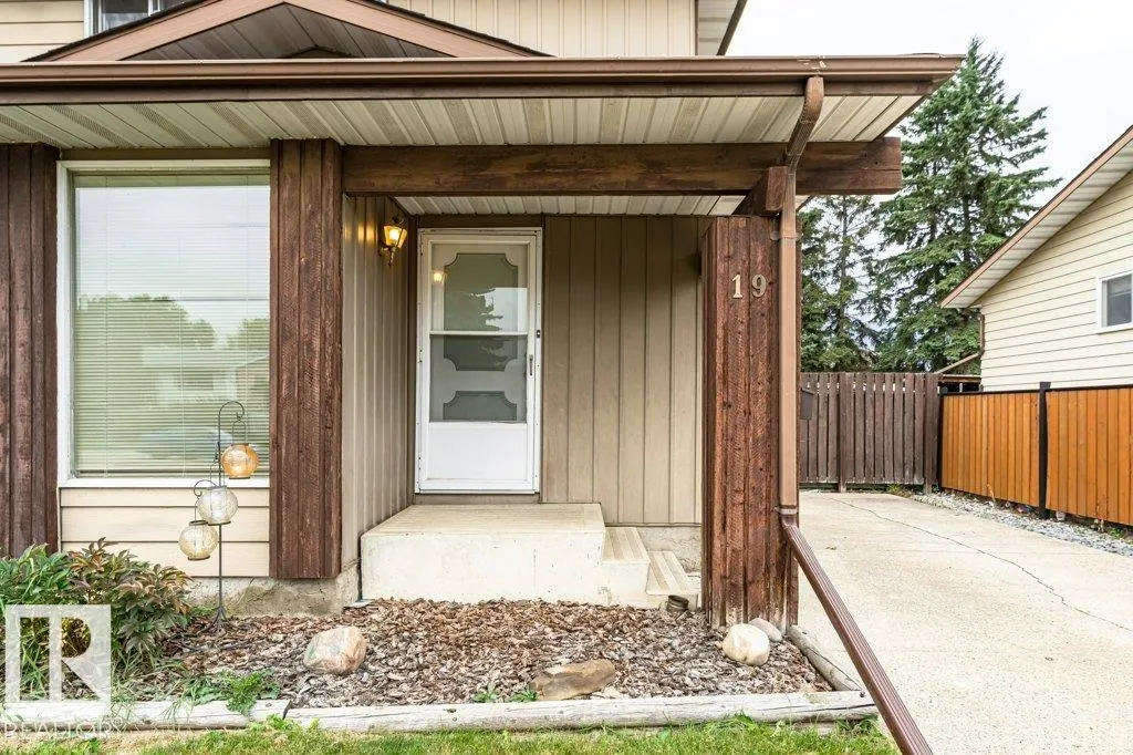 19 GOLDEN SPIKE Road