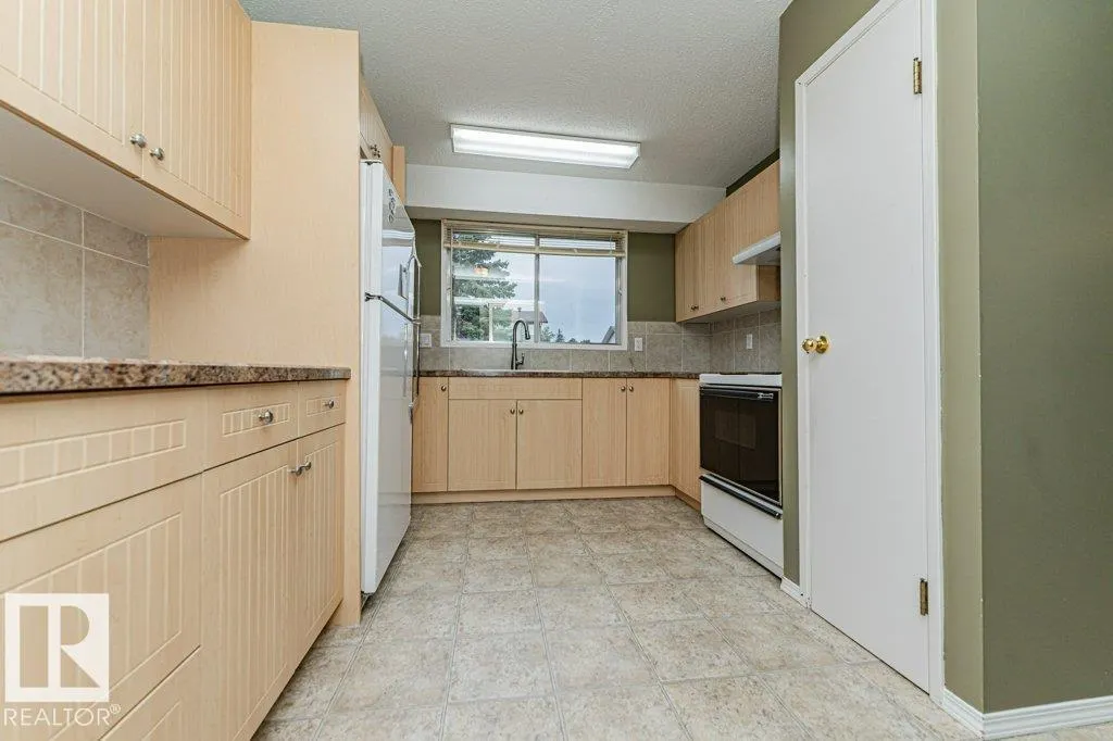 19 GOLDEN SPIKE Road