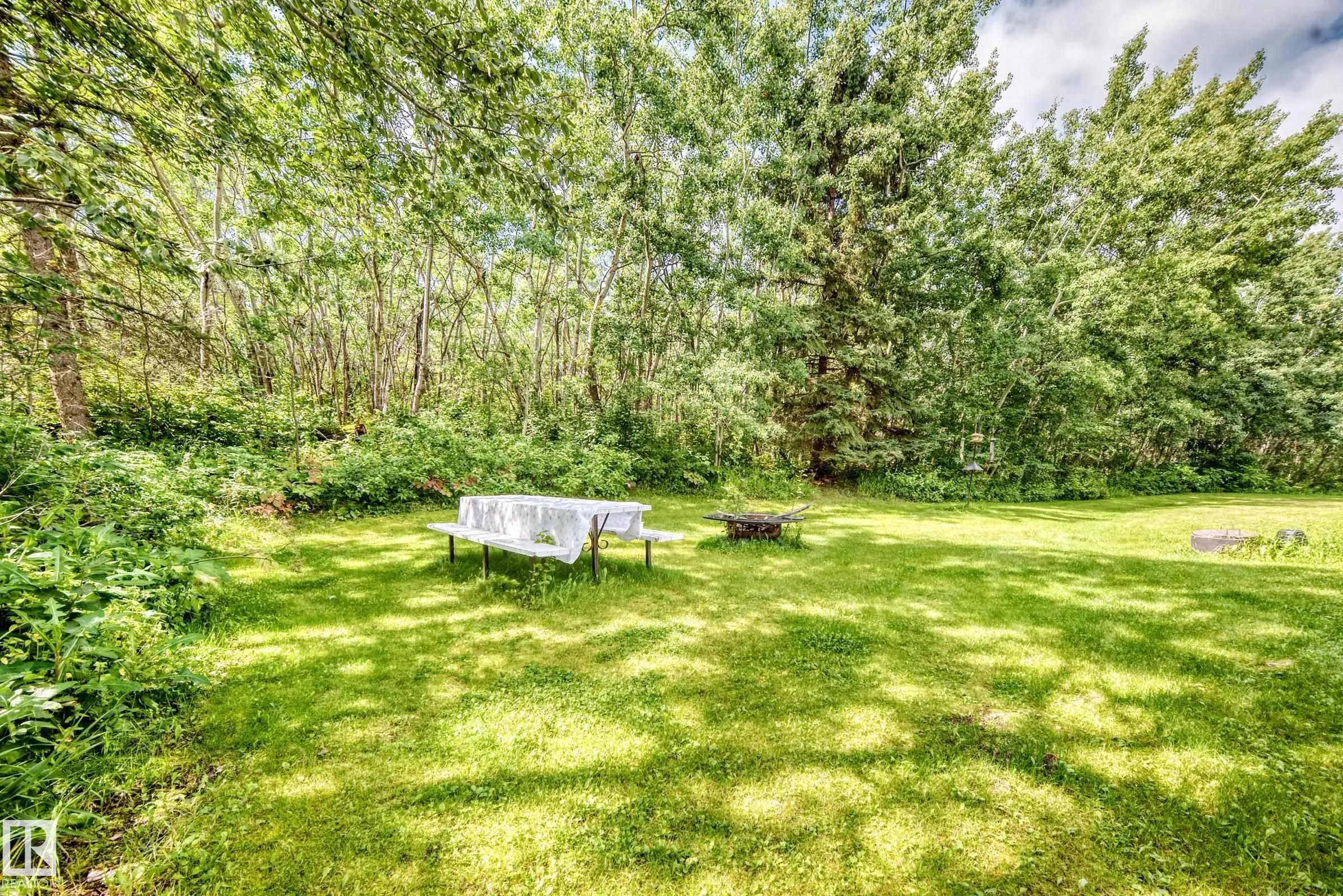 53250 RGE ROAD 215