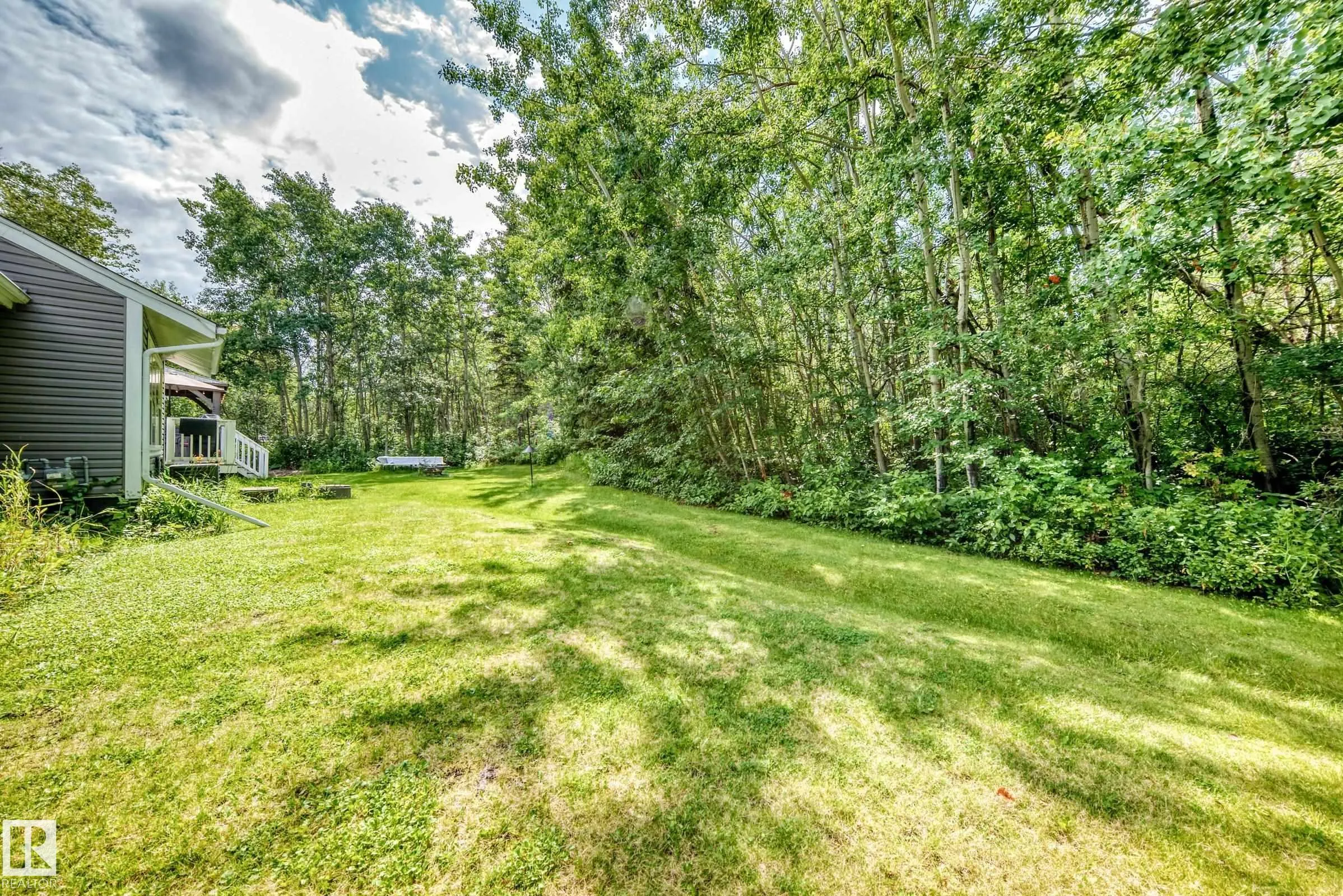 53250 RGE ROAD 215