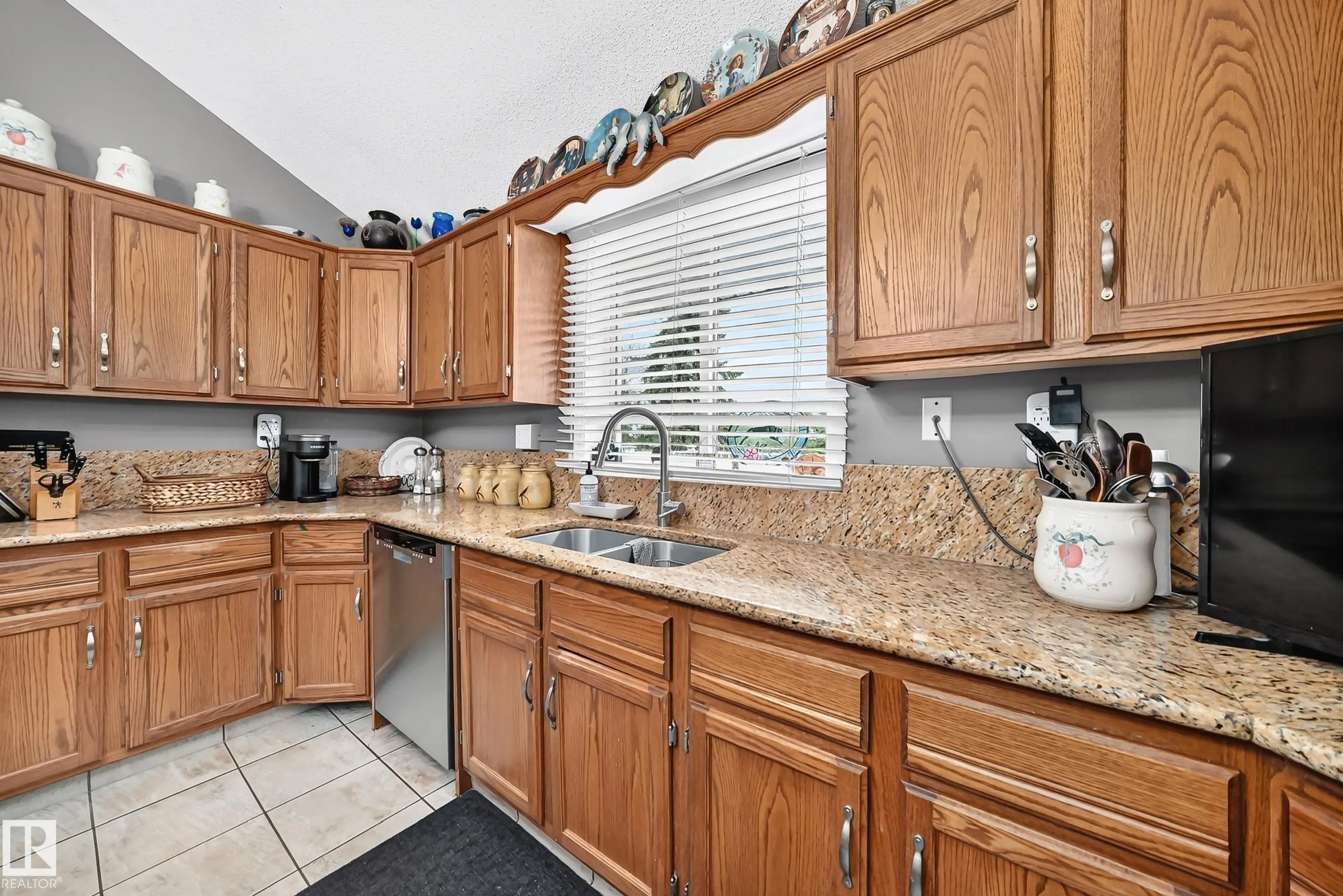53250 RGE ROAD 215
