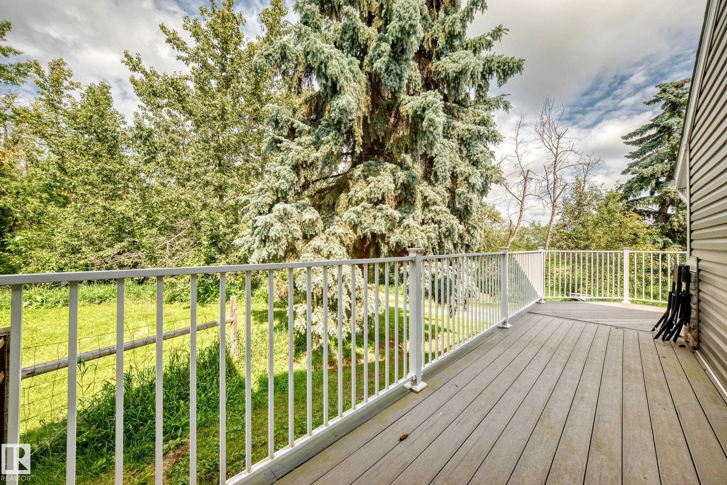 53250 RGE ROAD 215