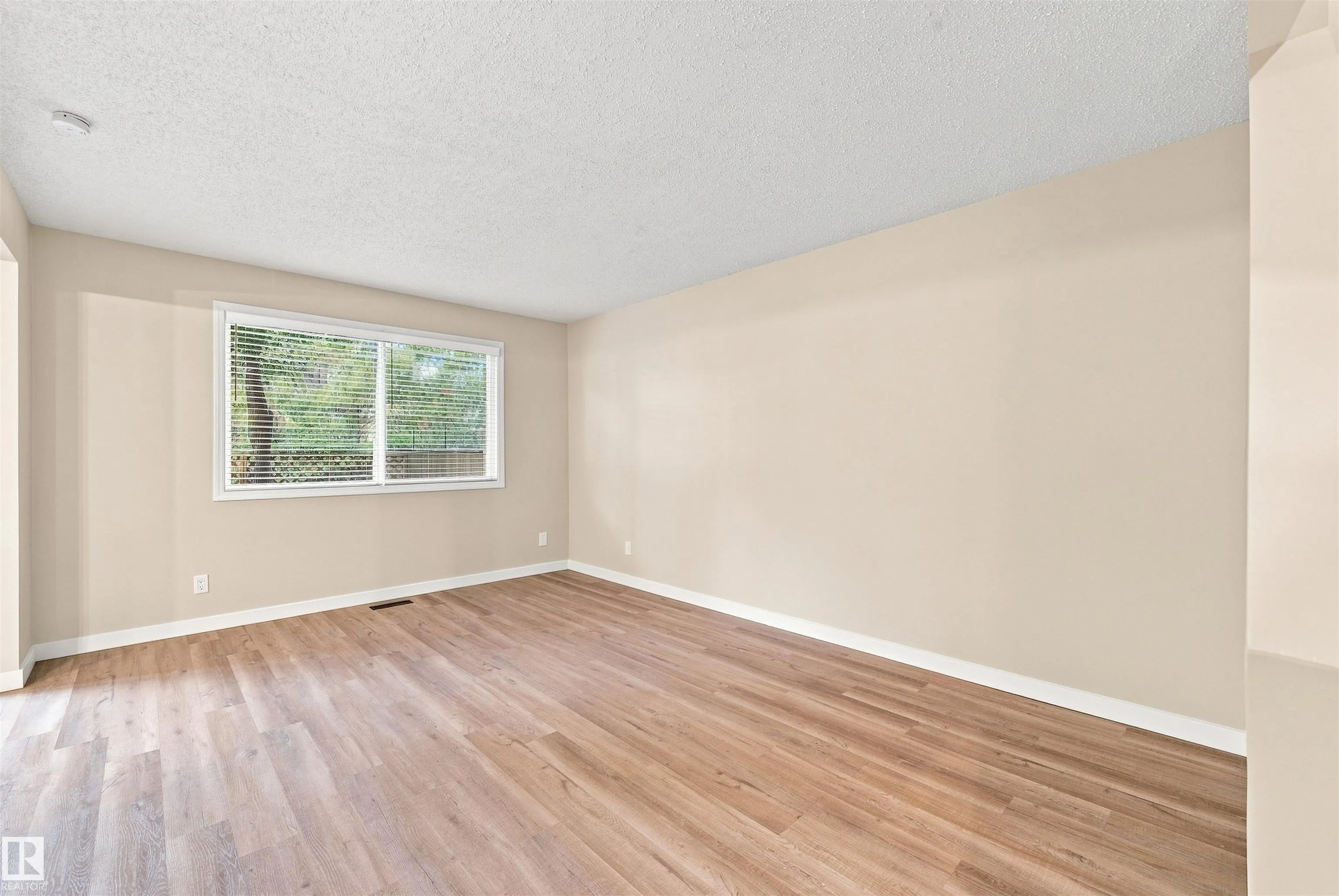 164 GREAT Oaks