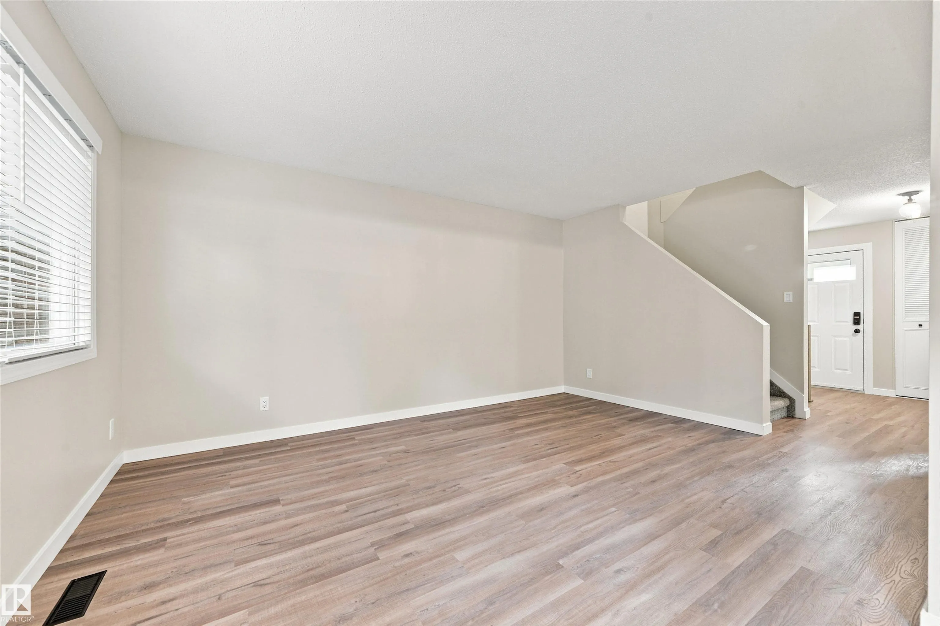 164 GREAT Oaks