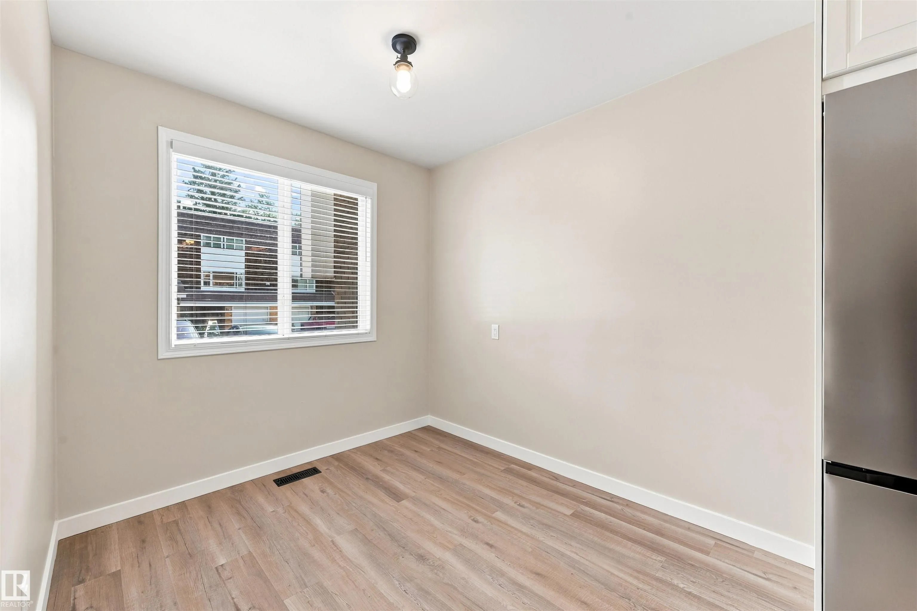 164 GREAT Oaks