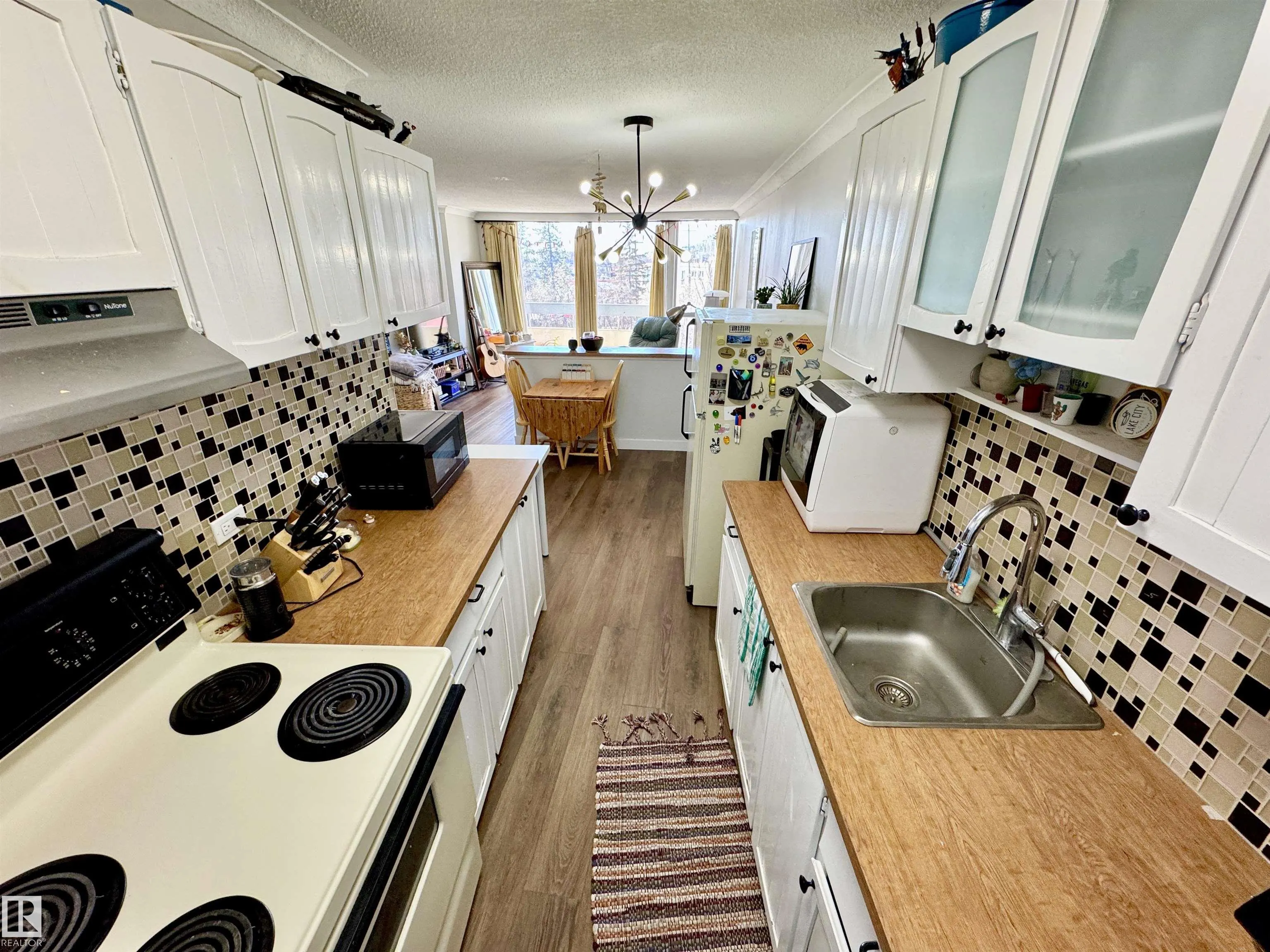 10883 SASKATCHEWAN Drive