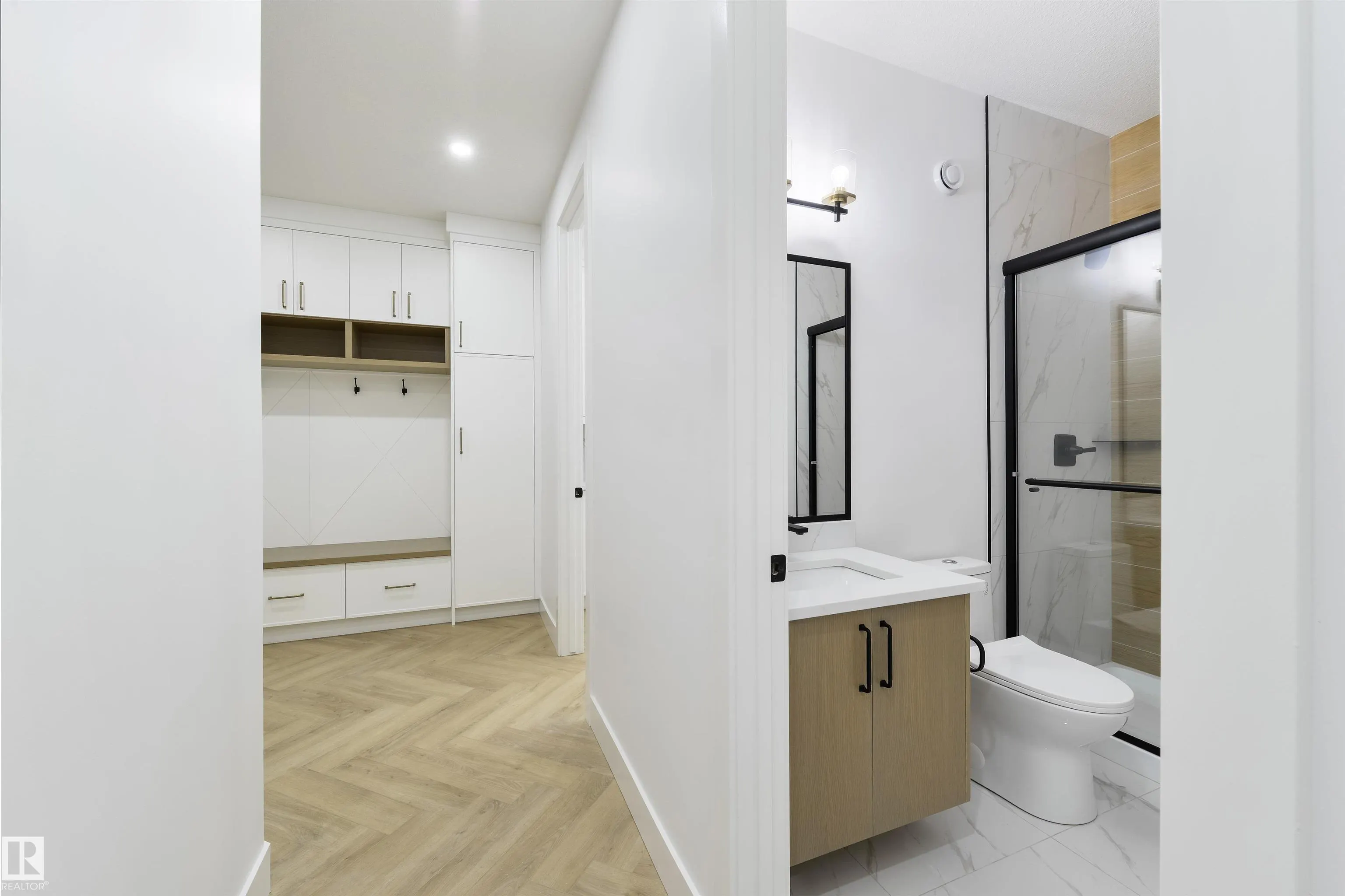 34 AVONLEA Way