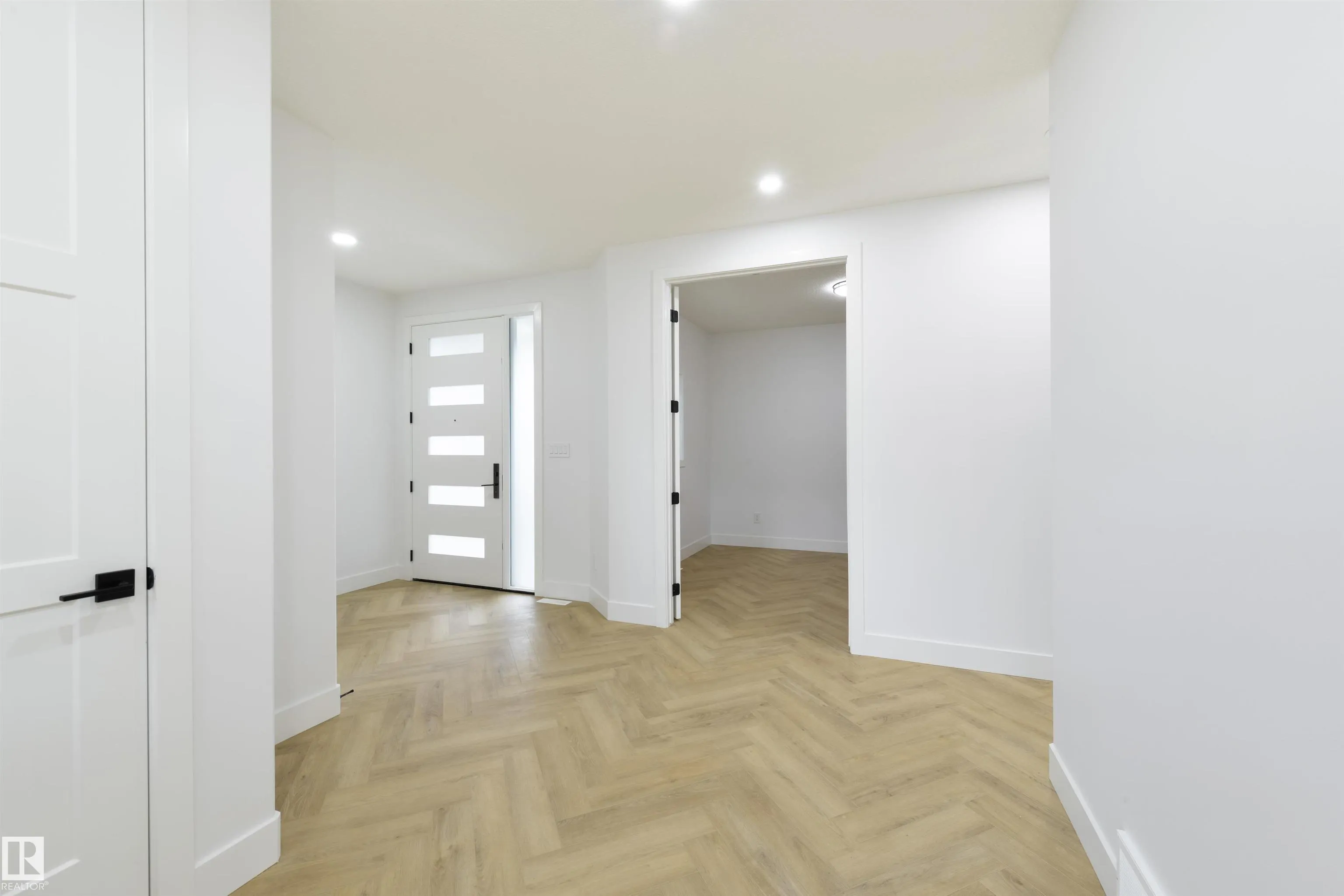 34 AVONLEA Way