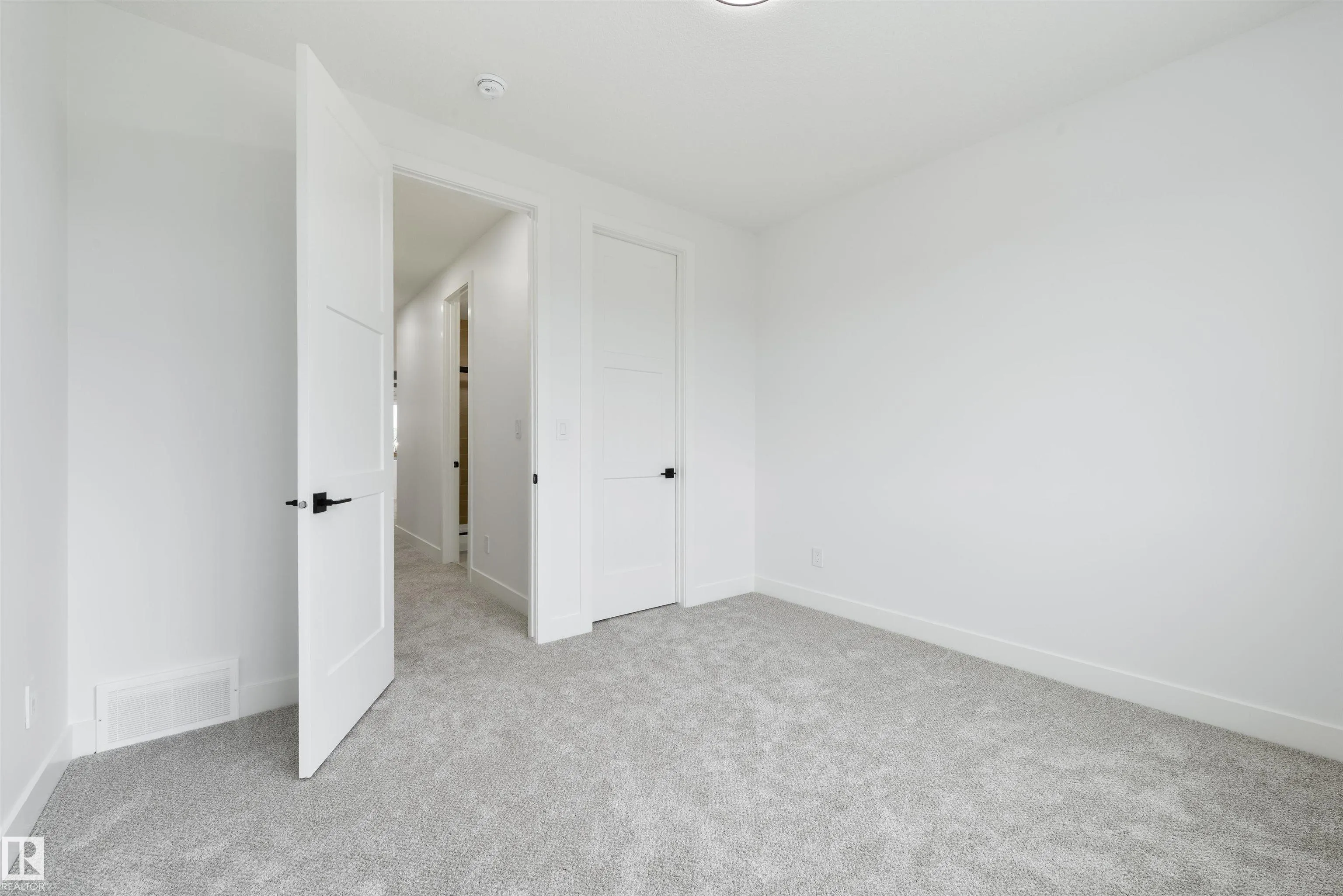 34 AVONLEA Way