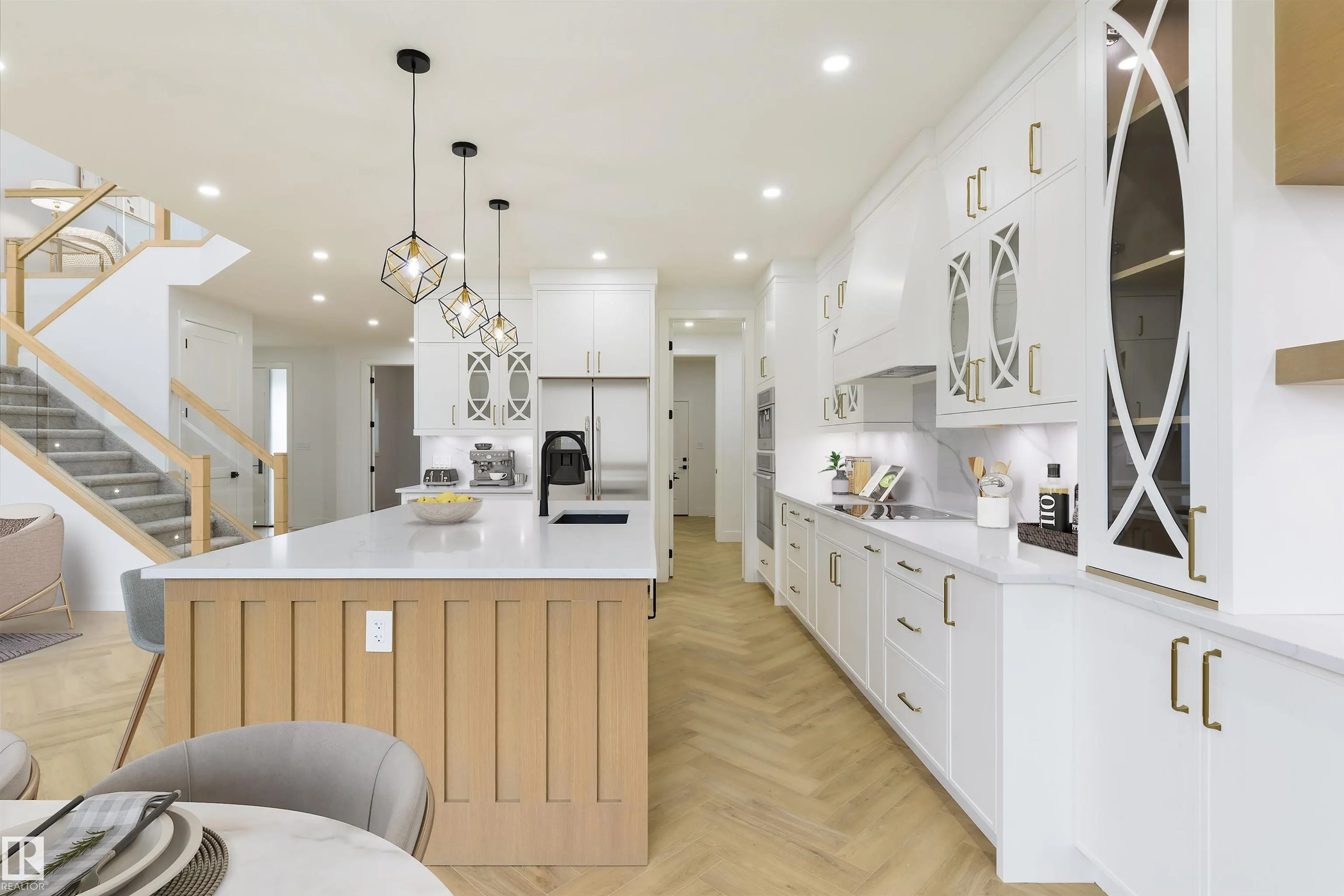 34 AVONLEA Way