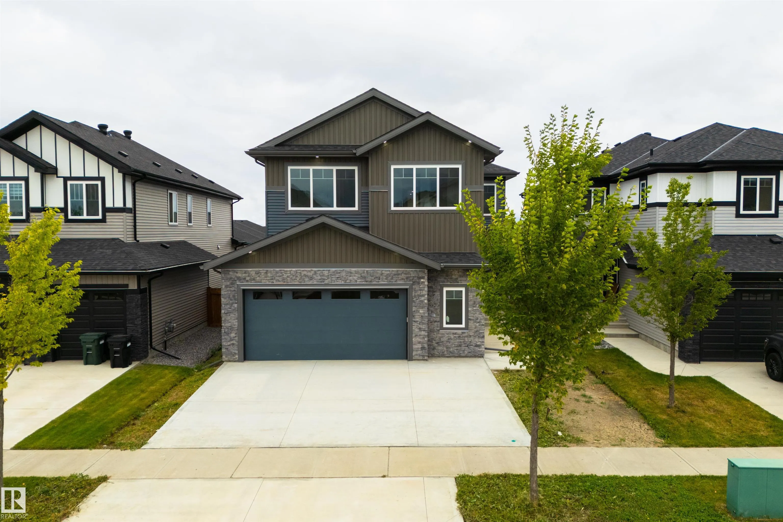 34 AVONLEA Way