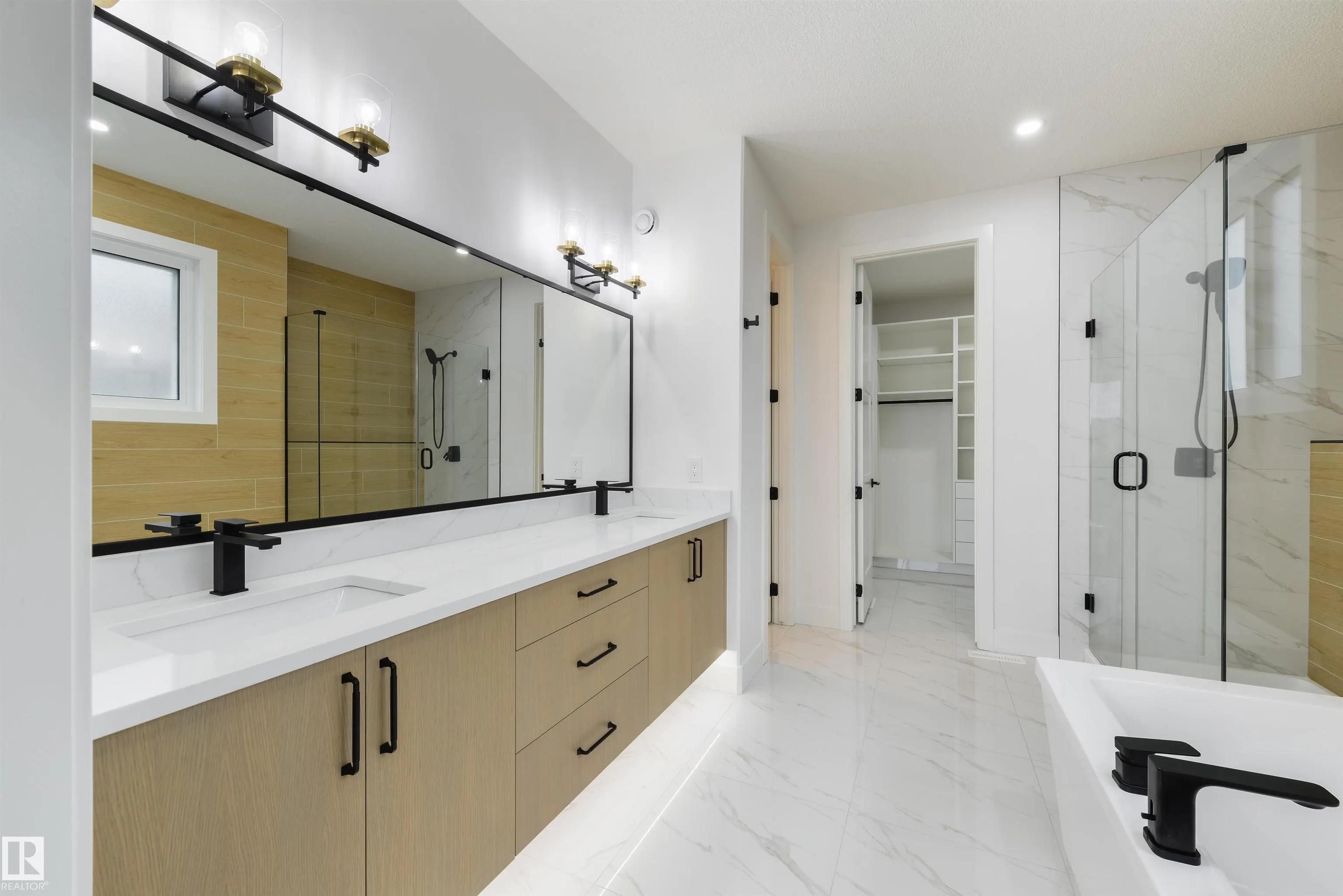 34 AVONLEA Way