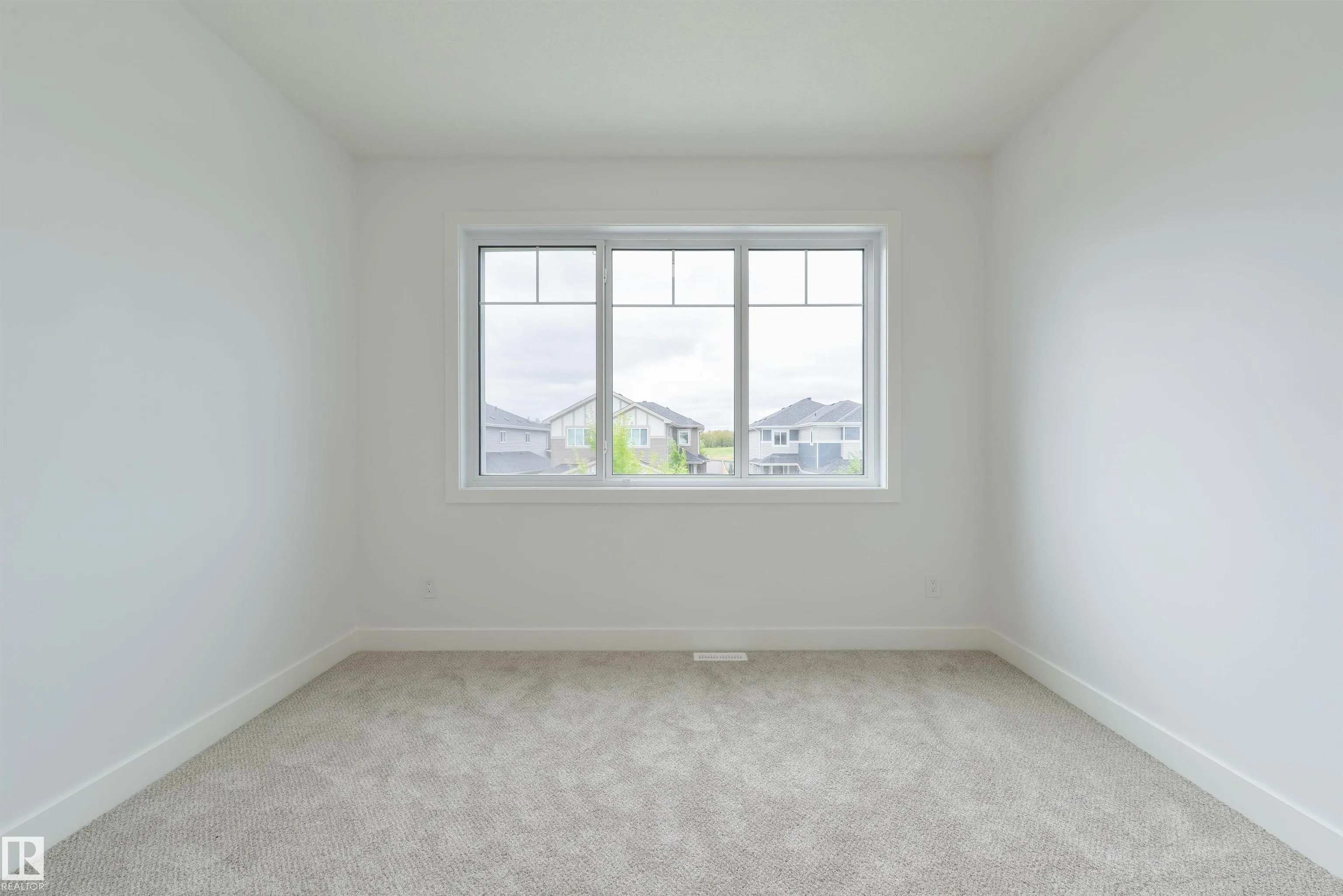 34 AVONLEA Way