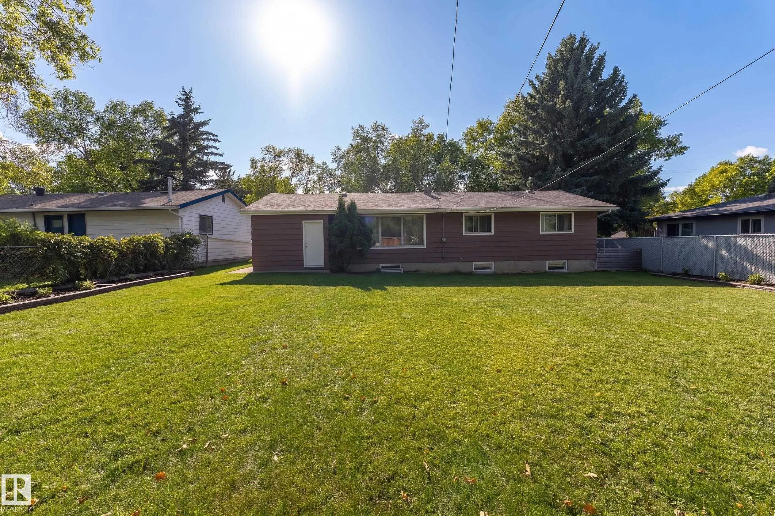 993 Cedar Street