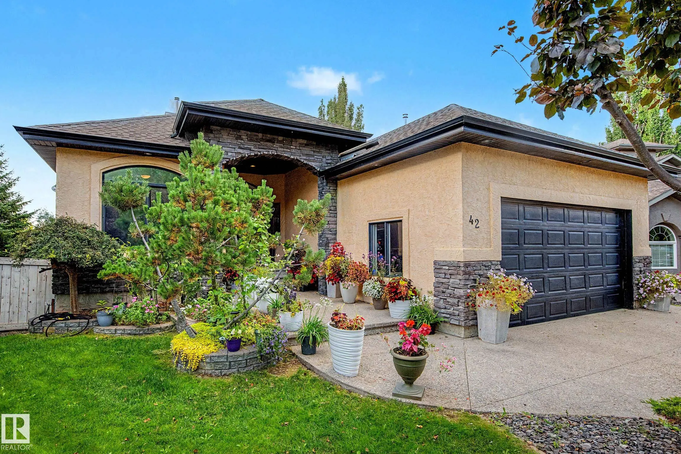 42 Kenilworth Crescent