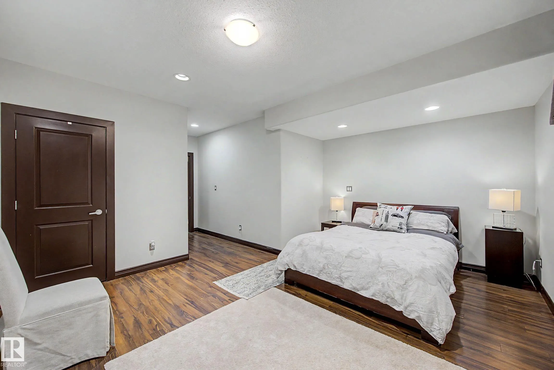 42 Kenilworth Crescent