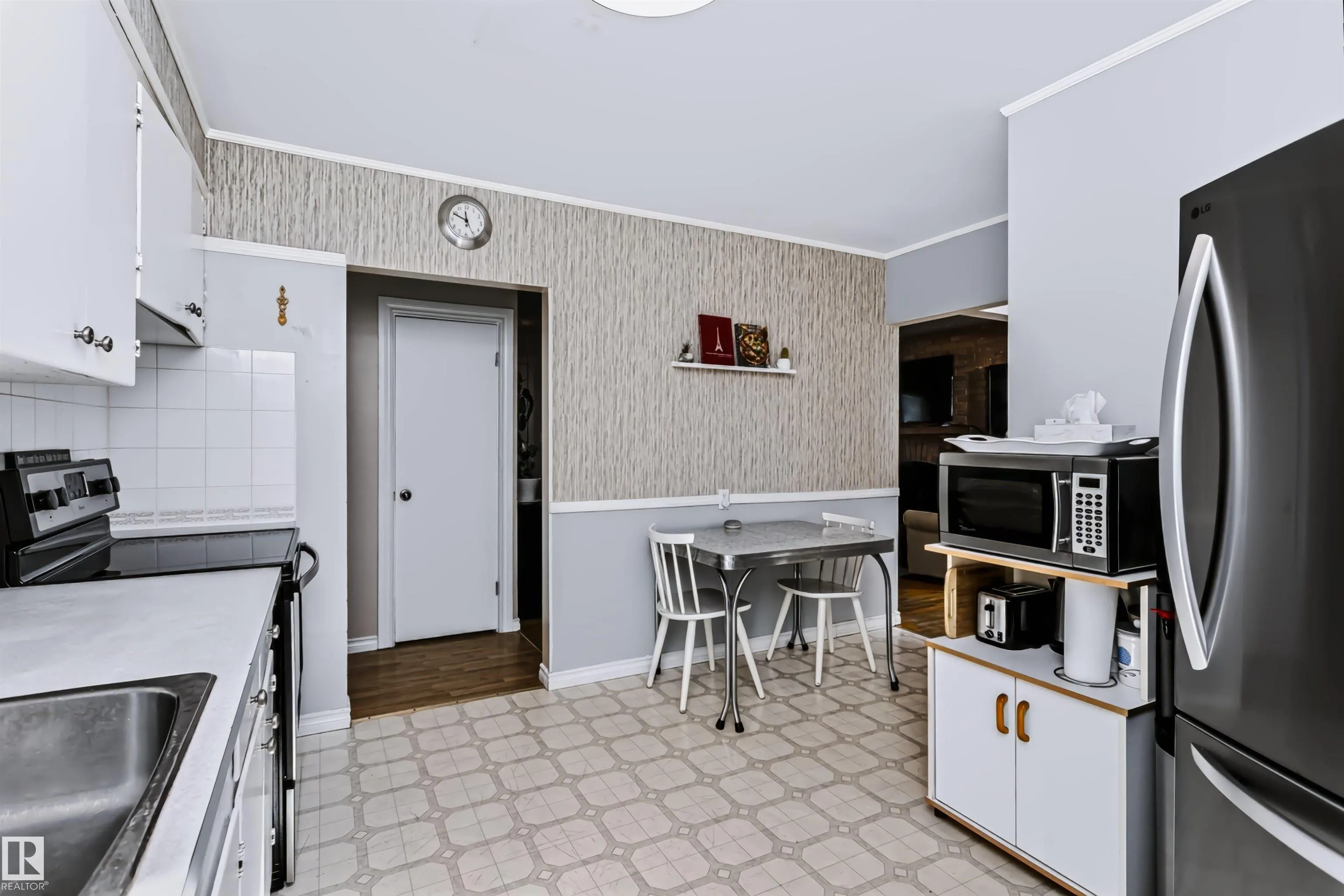 13503 135 Avenue