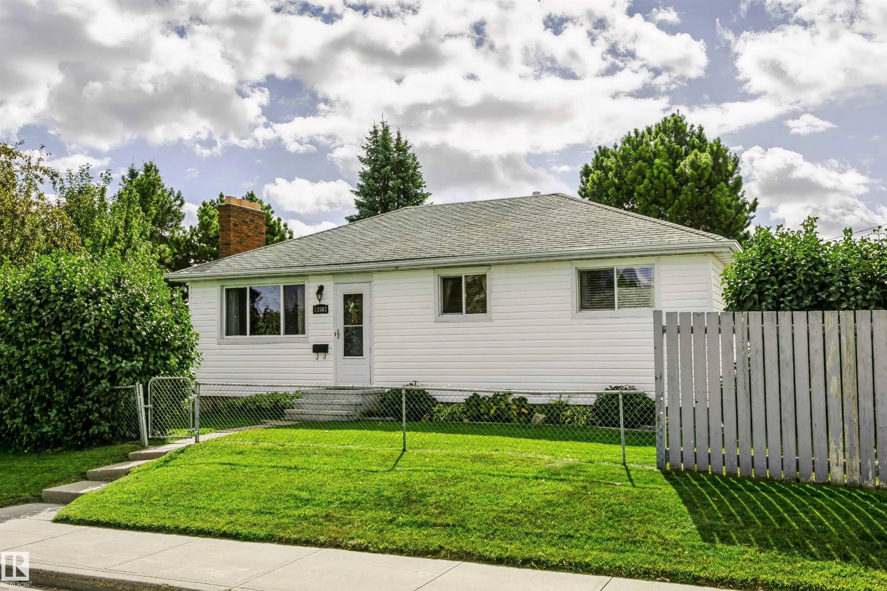 13503 135 Avenue