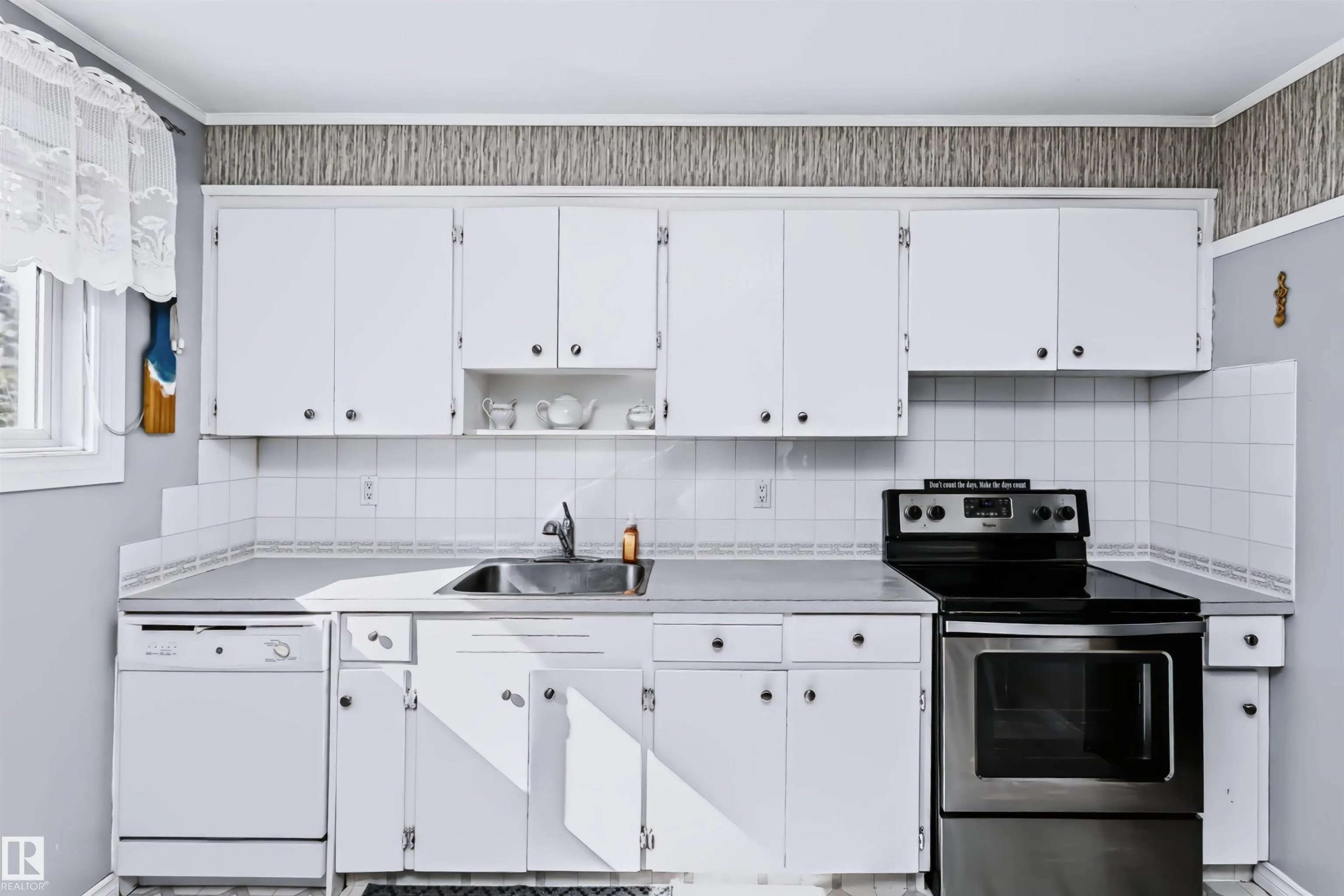 13503 135 Avenue