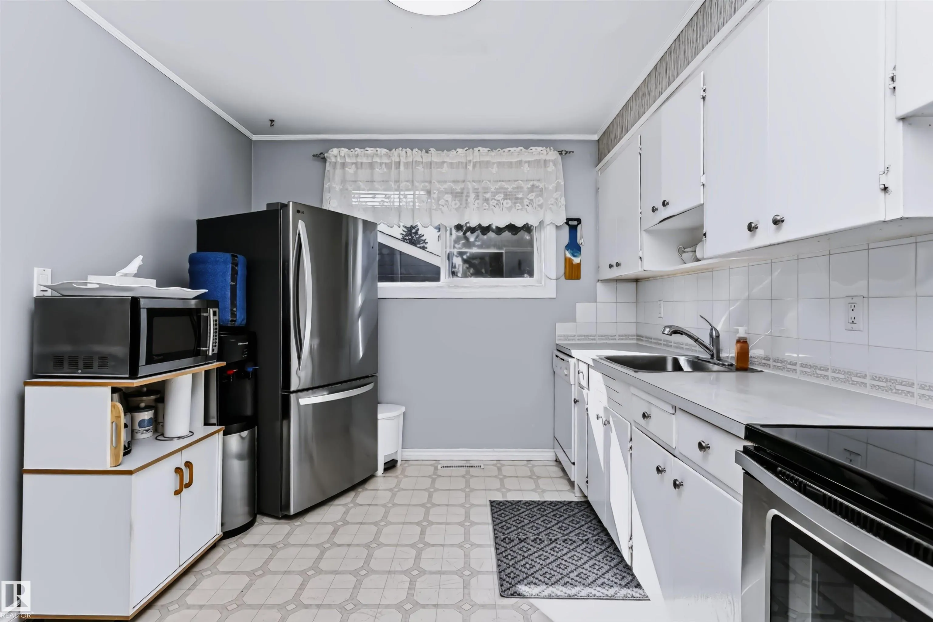 13503 135 Avenue