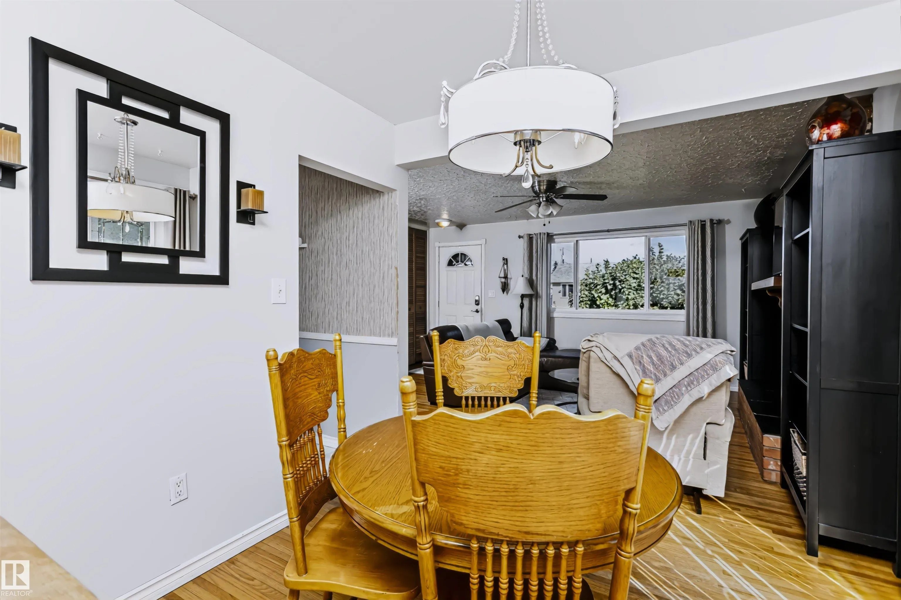 13503 135 Avenue