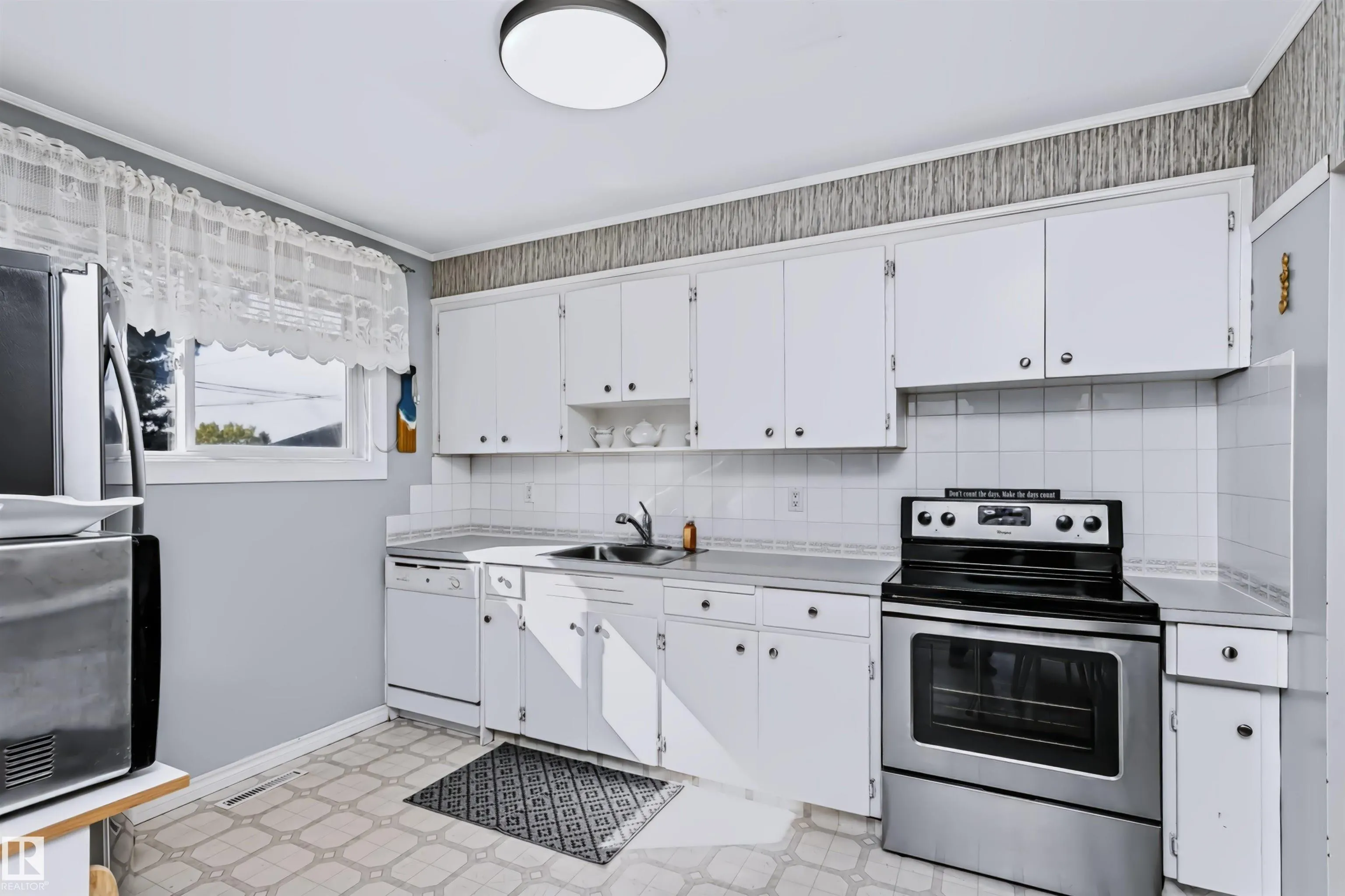 13503 135 Avenue